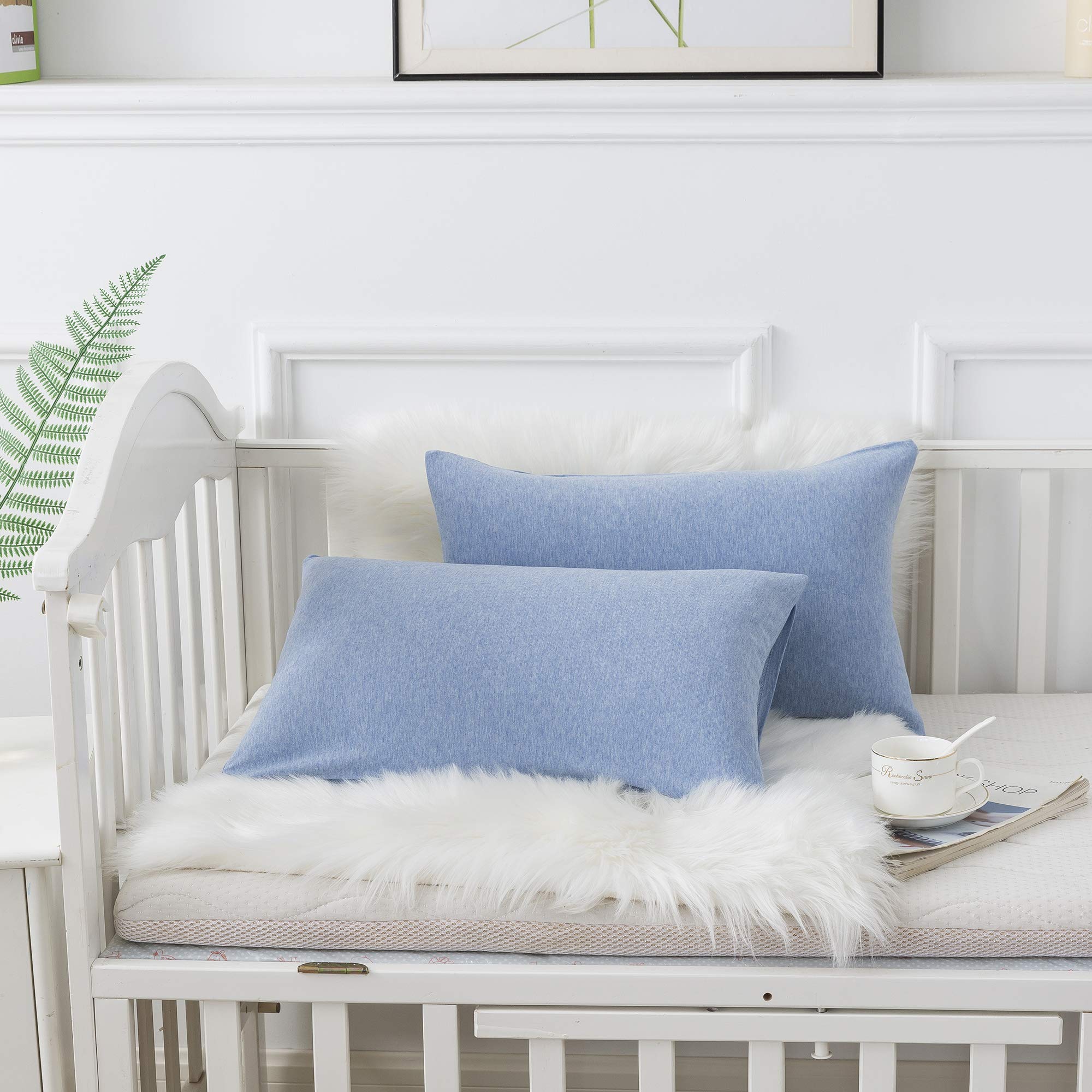 H HOUSEHOLD Fundas de almohada, 100 % algodón jersey, suaves y acogedoras, resistentes a las arrugas y a las manchas, con cierre de sobre (color beige y azul, tamaño infantil (13 x 18 pulgadas)