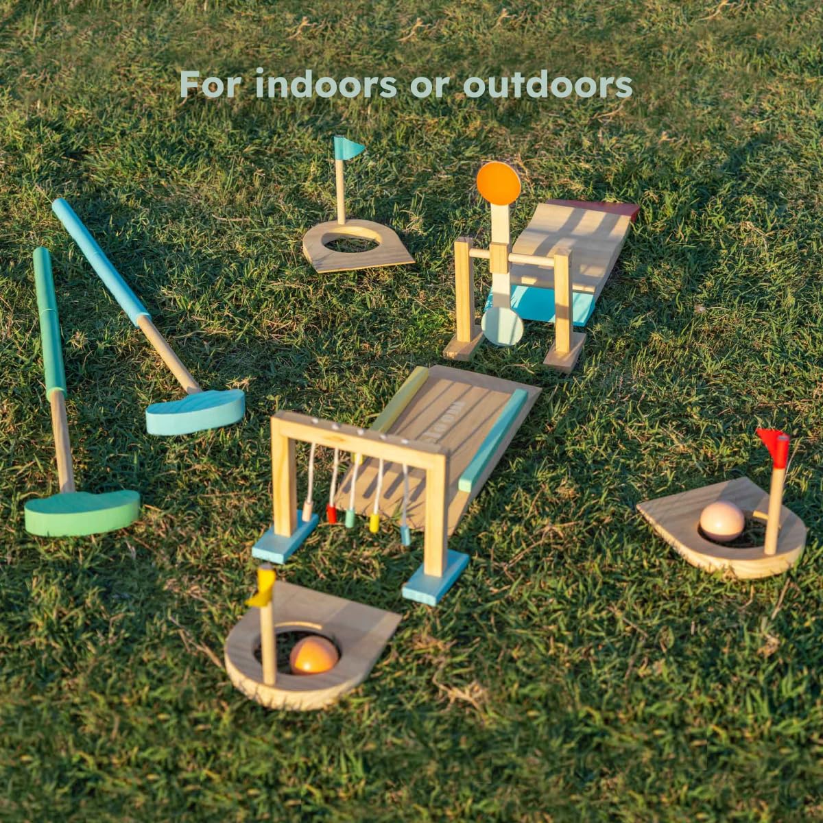 Beeloom – Mini Golf de Madera para Niños, Juego Educativo con Palos, Bolas y Obstáculos, Portátil para Interior y Exterior, Juguete Simbólico Multicolor, +3 Años