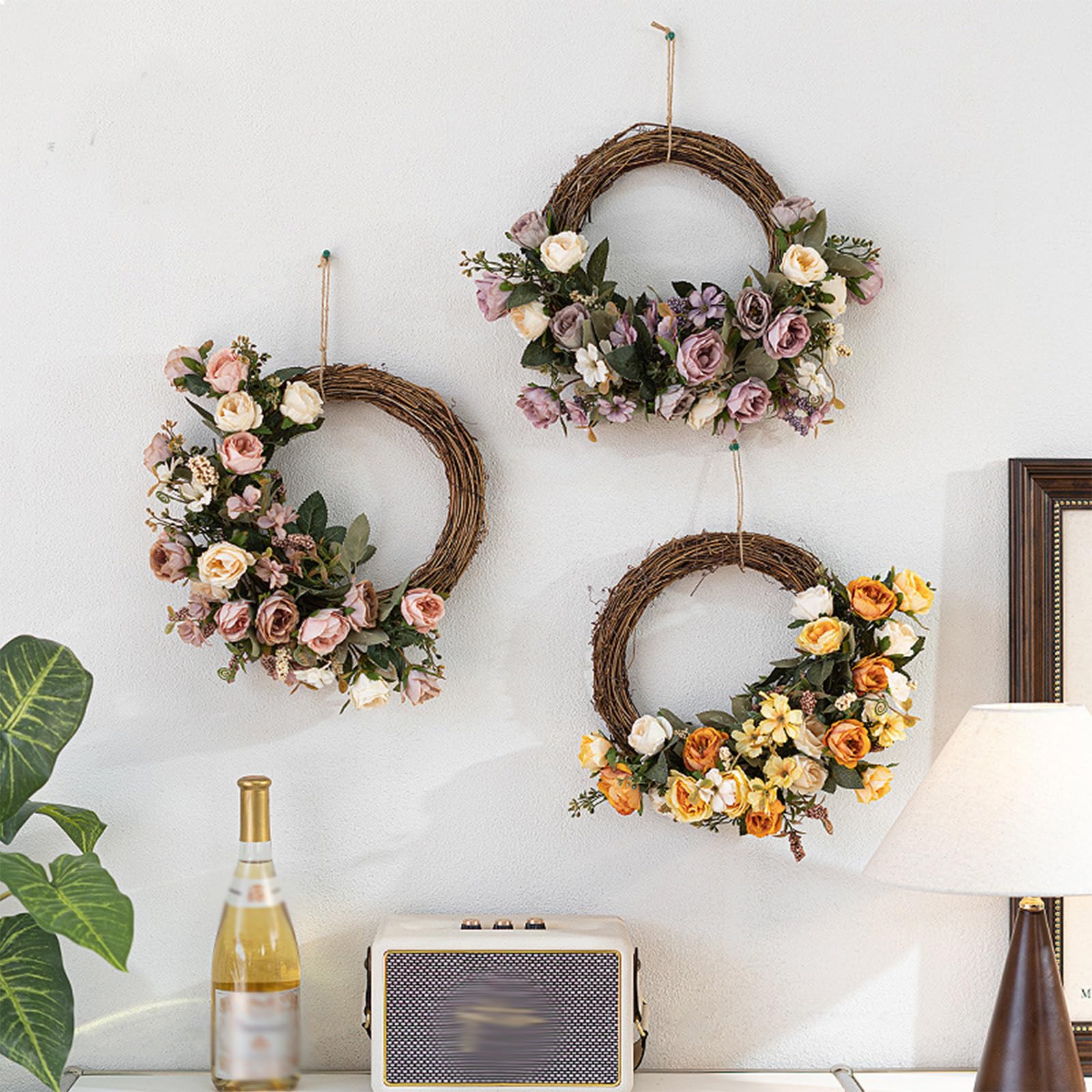 Türkranz Frühling/Herbst, 30cm Rose Kranz Fälschte Blumen Ganzjährig Verwendbar, Haustür Wand Deko Künstliche Pflanzen für Tür Hochzeit Heimdekoration (Orange Kaffee)