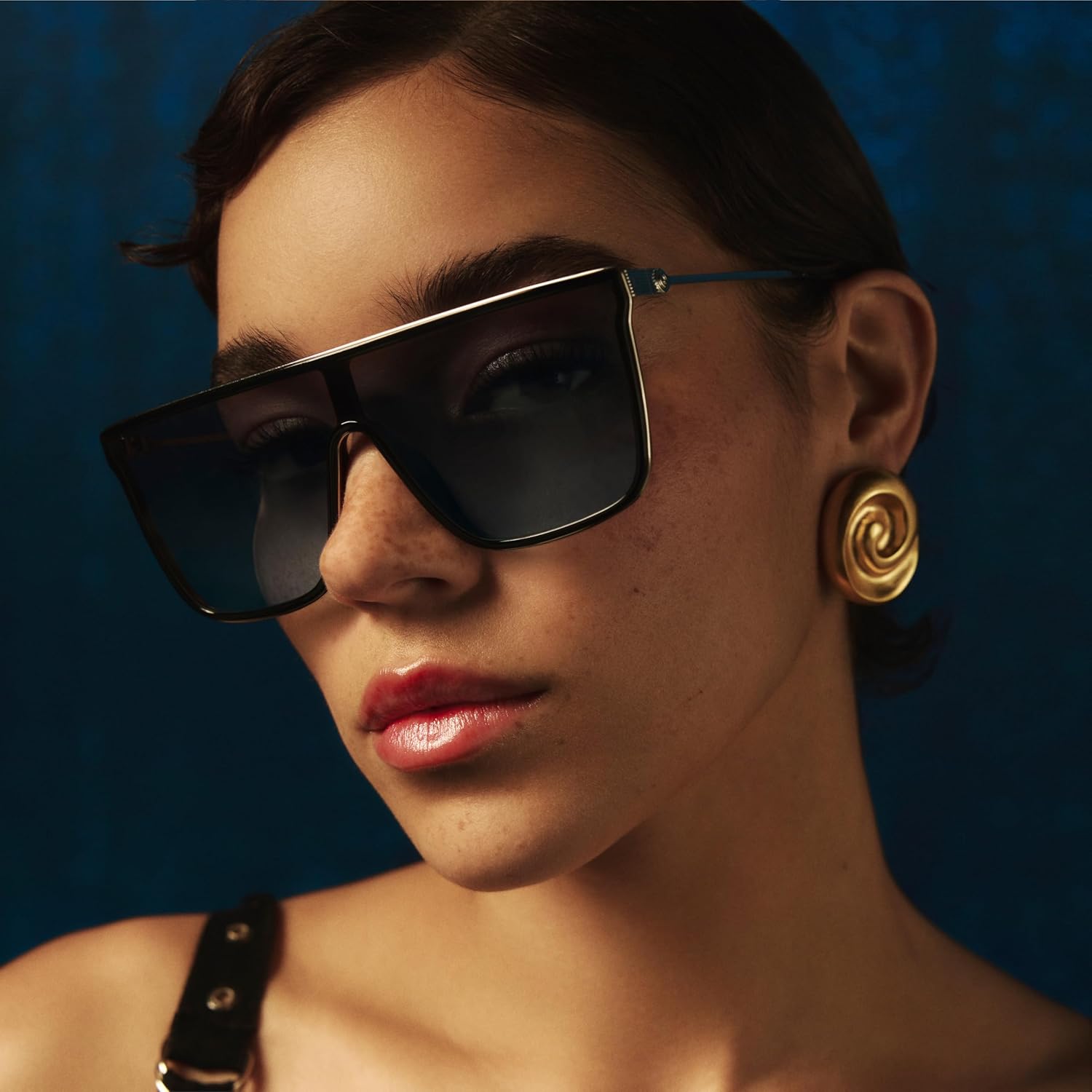 QUAY - Sunglasses for Men & Women, Polarized Shield Lenses with UV Protection, Oversized Sunglasses (Nightfall Extra Large, Black) - Image 5