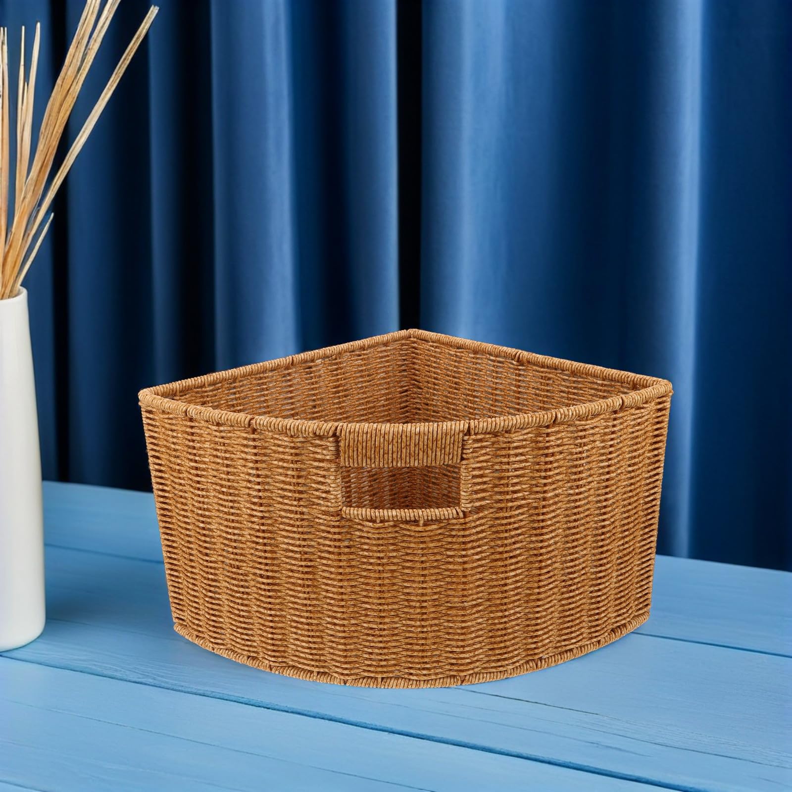 Alipis Cesta Esquinera Triangular de Imitación Ratán Diseño Elegante, Material Plástico y Metal, Organizador Versátil y Portátil para Encimeras y Armarios