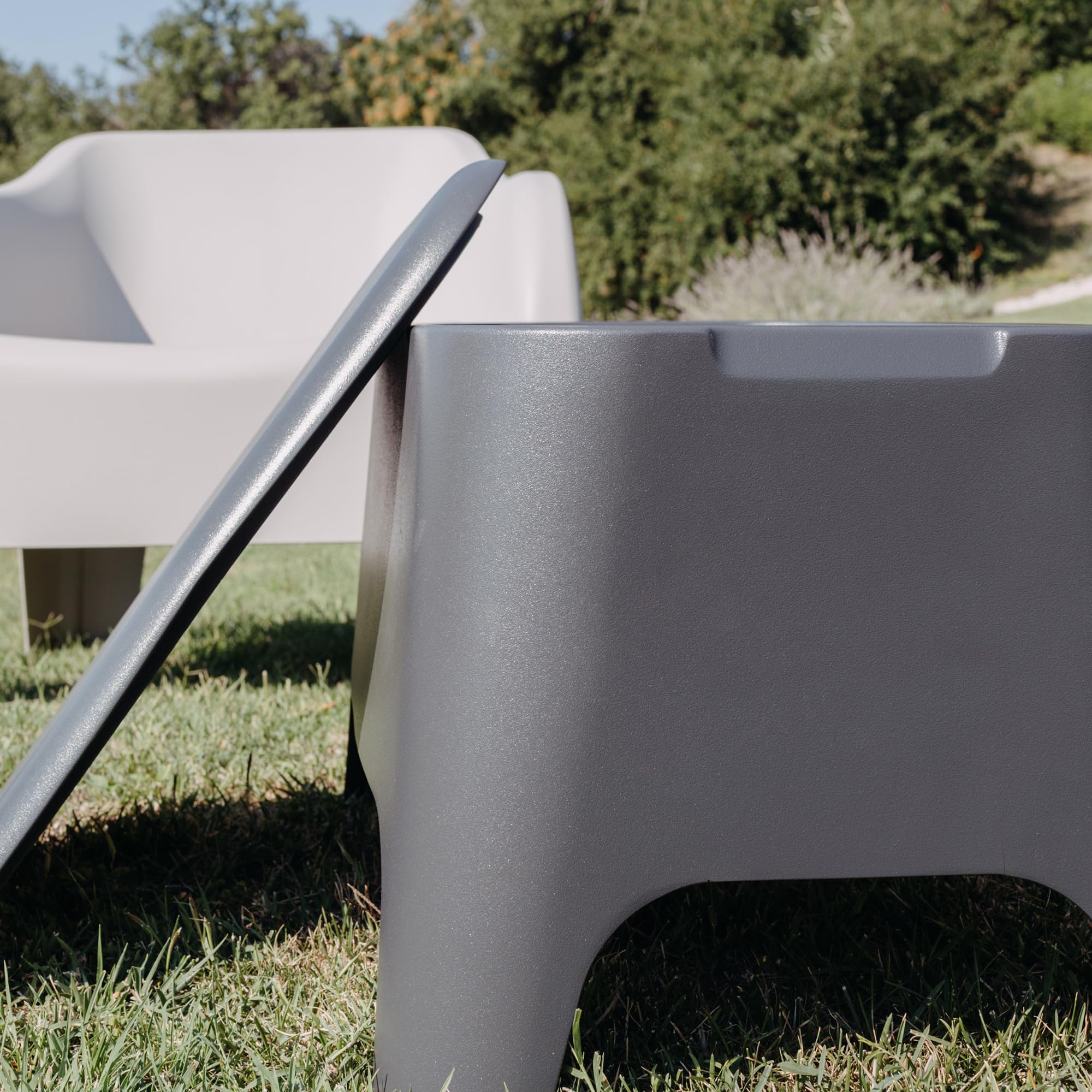 TOOMAX - Table Basse d'appoint en résine 59x 39x 36cm Gris Anthracite avec Couvercle Extérieur/Intérieur Jardin, Maison