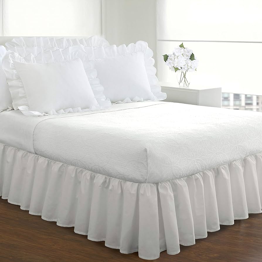 FRESH IDEAS Bedding Ruffled Bedskirt, Classic 18” Drop Length, Gathered Styling, King, White, FRE30118WHIT04