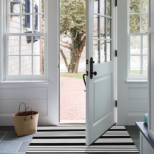 Miniatura 7 de LEEVAN Tapete lavable a rayas de 27.5 x 43 pulgadas, de algodón tejido en blanco y negro, tapete reversible para porche en capas para cocinabaño