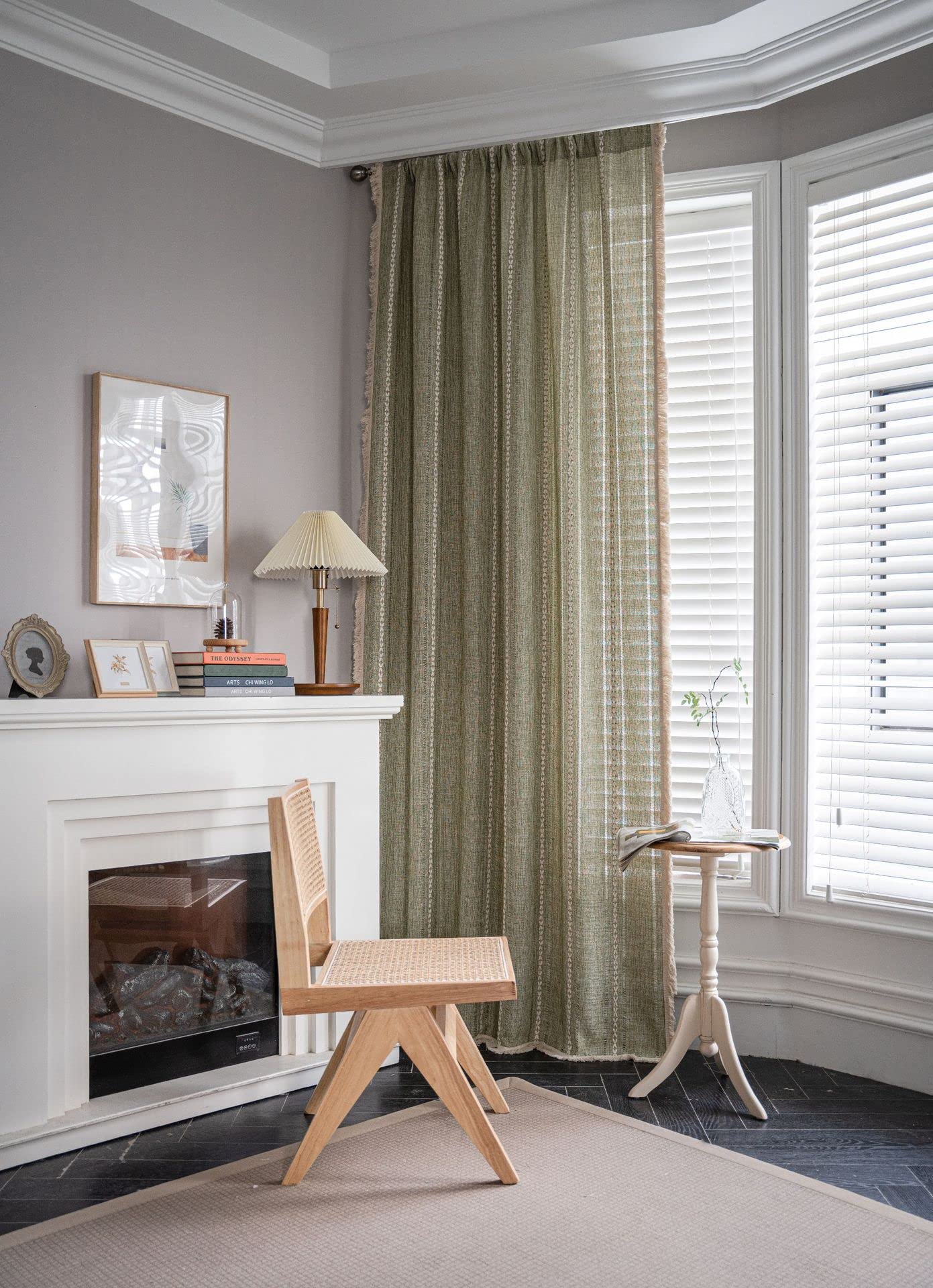 Rideaux transparents en coton lin vert pour créer un cocon doux et lumineux