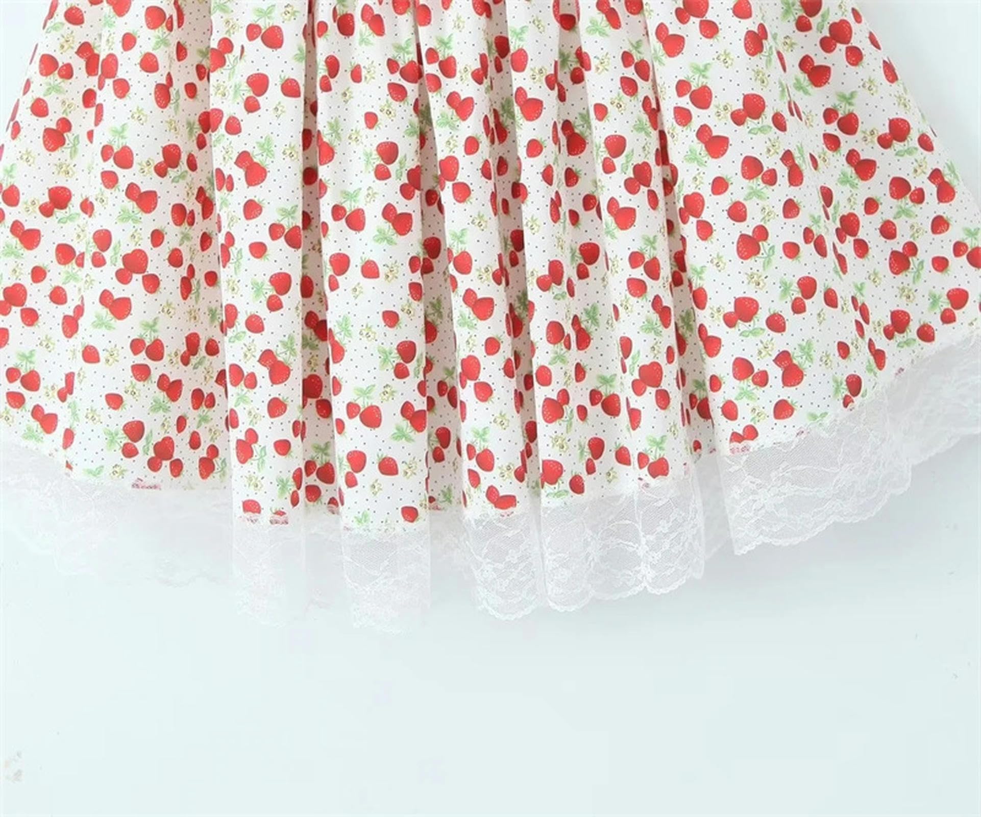 Süßes Erdbeer-Print-Kleid mit Puffärmeln für Damen, V-Ausschnitt, hohe Taille, plissierter Rock