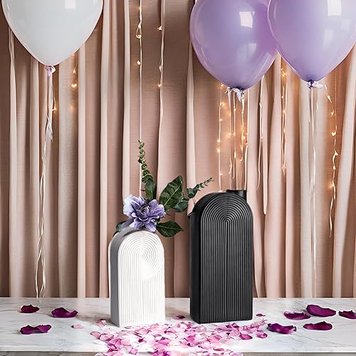 Miniatura 2 de TERESA'S COLLECTIONS Jarrón moderno para libros en blanco y negro para decoración del hogar, floreros decorativos de cerámica para estante, repisa