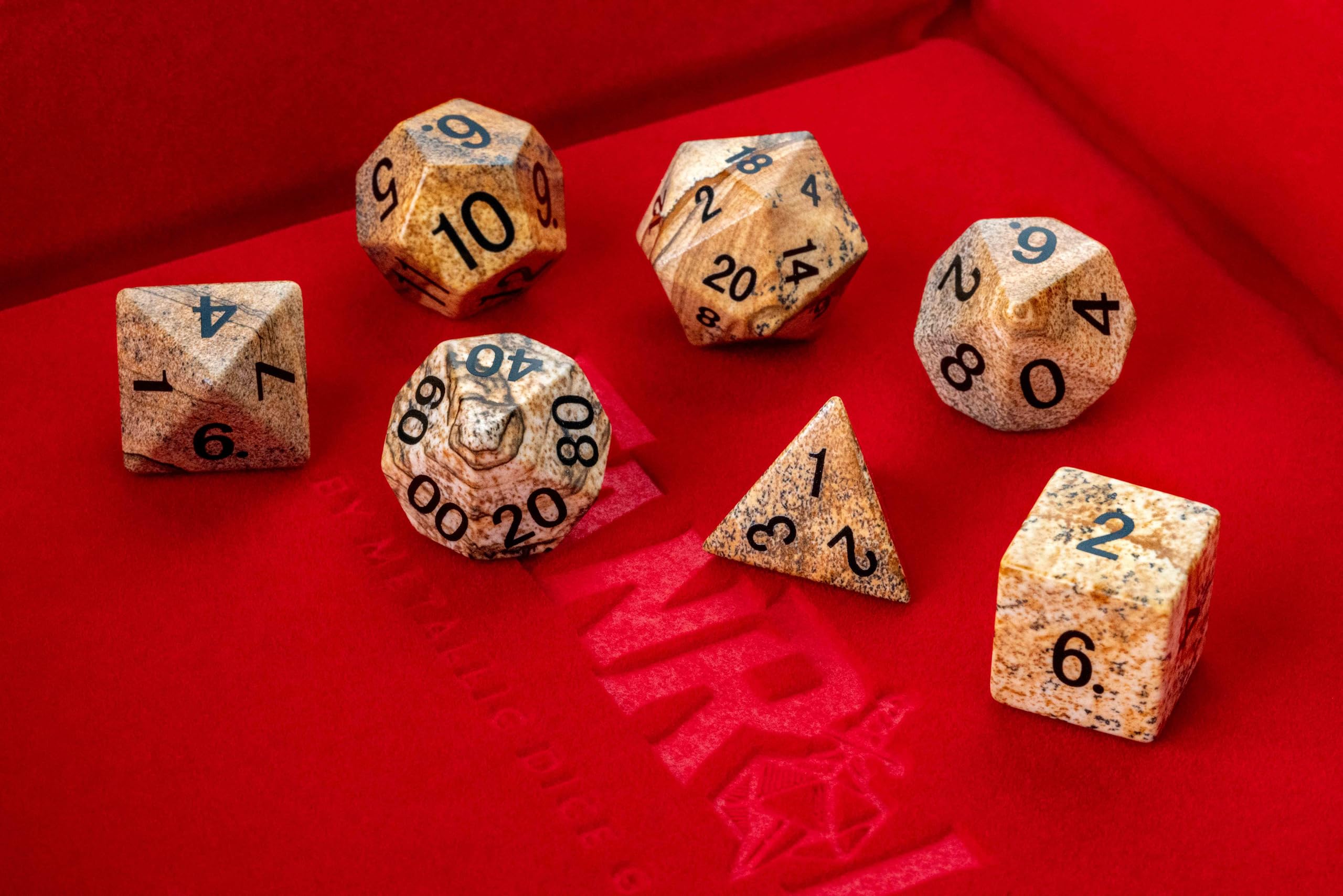 Metallic Dice Games FanRoll Jeu de dés en pierre Jaspe 16 mm