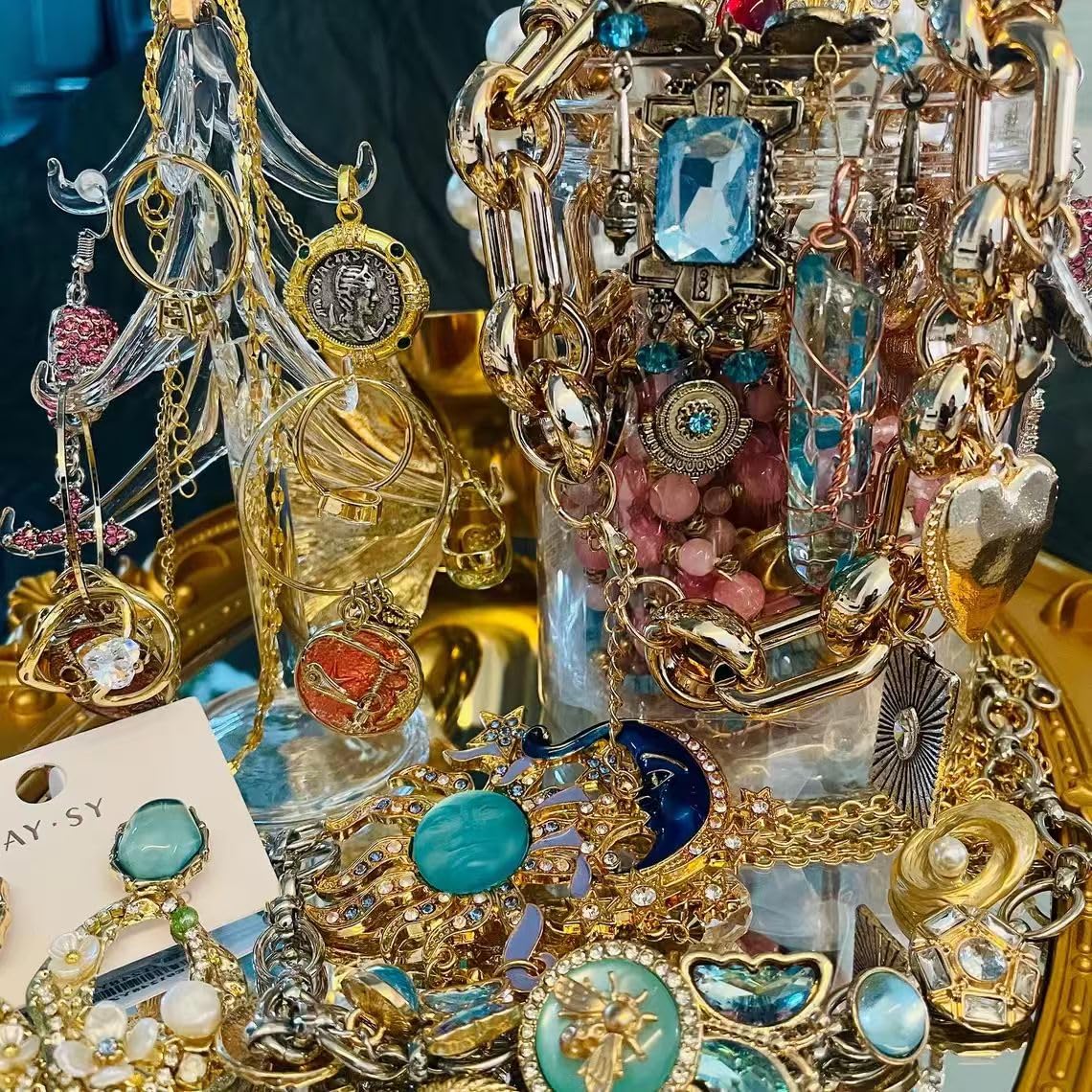 Mystery Jewelry Jar Bundle, boîte à bijoux vintage, boîte surprise pour femme, bagues de style hippie, bohème, collier, bracelet, boucles d'oreilles, pince à cheveux