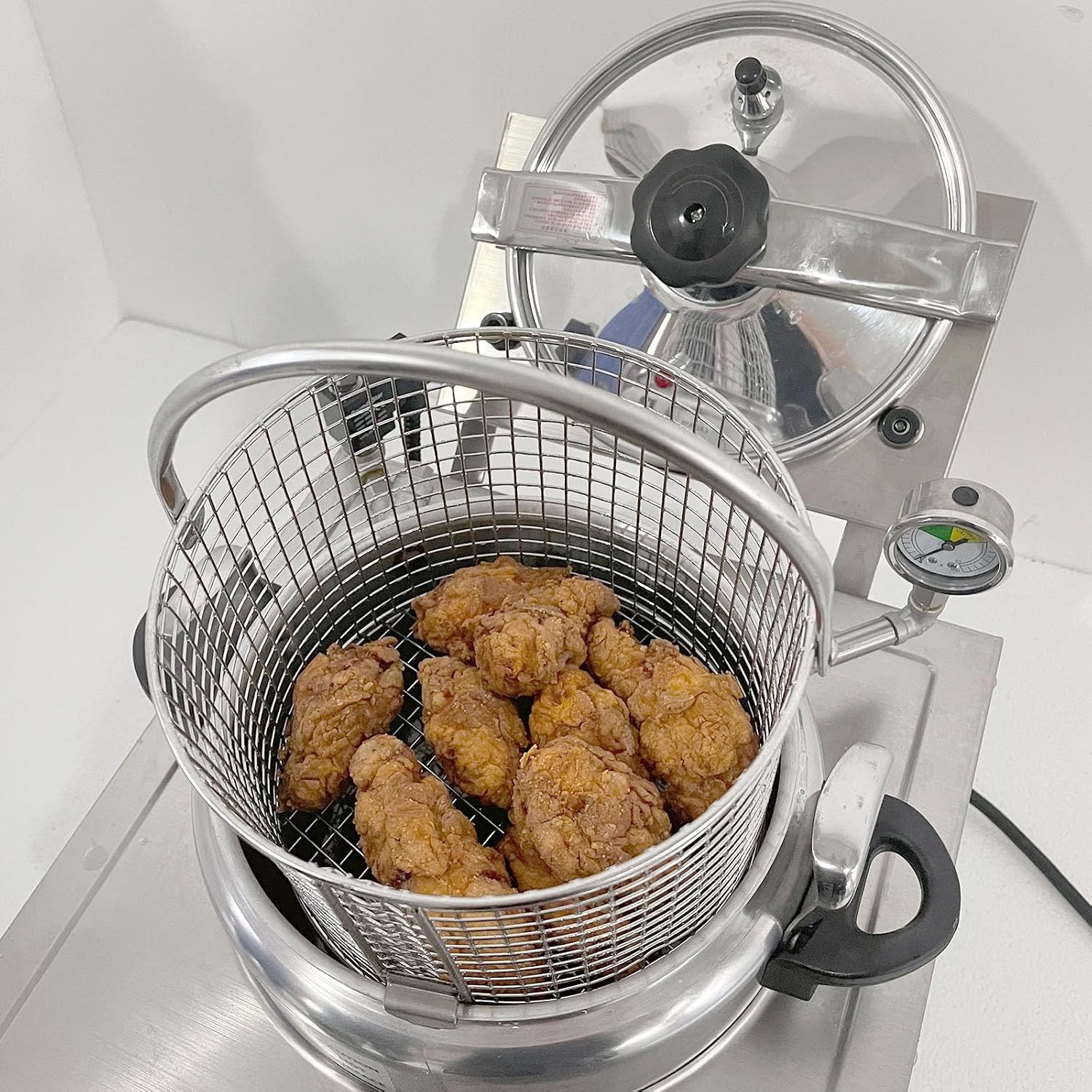 Commercial 110V Countertop16L Mechanical Panel Electric High-Pressure Stove Chicken Fryer,Cooking Kitchen Deep Fried Oven-3KW,Timer,Temperature Control - Crispy Fried Delicacies,Snack Food