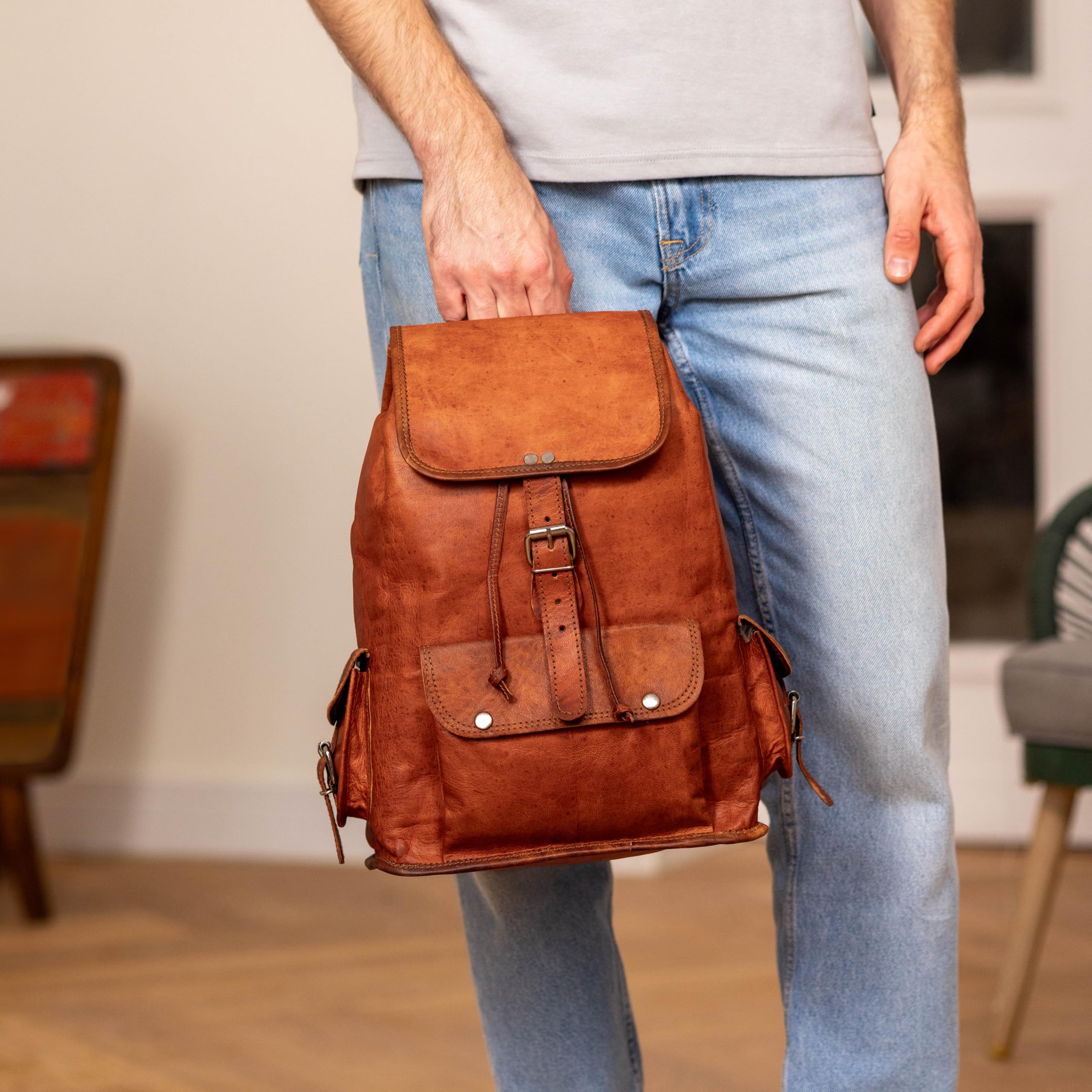 Gusti Rucksack Leder - Bobbie 15" Damen und Herren Lederrucksack Cityrucksack aus Leder Vintage Retro Braun