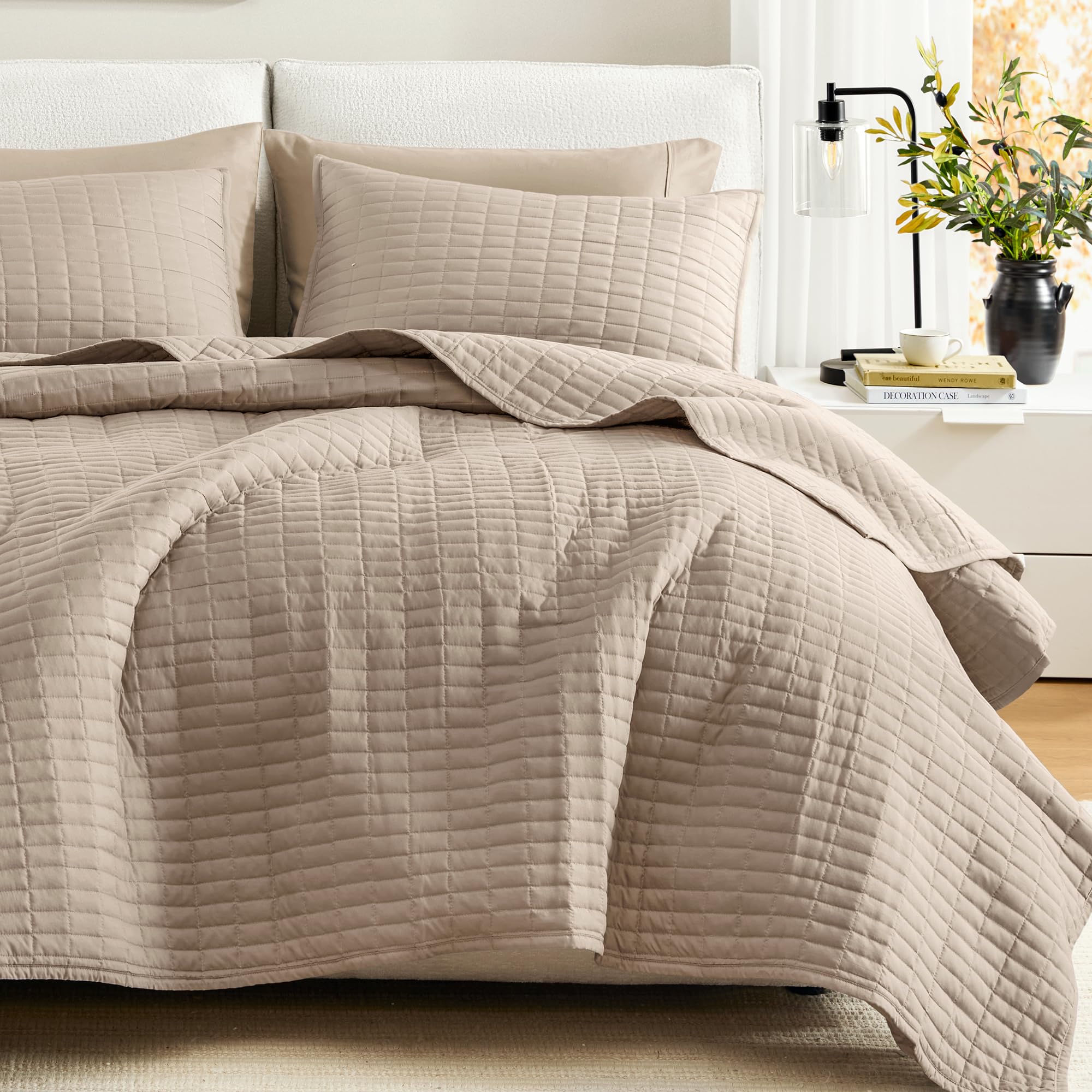 Comfort Spaces Kienna Quilt Set- Double Sided Stitching Design Summer Blanket, Lightweight, Soft, All Season Bedding Layer, Matching Sham, Taupe, Coverlet Full/Queen(90"x90") 3 Piece
