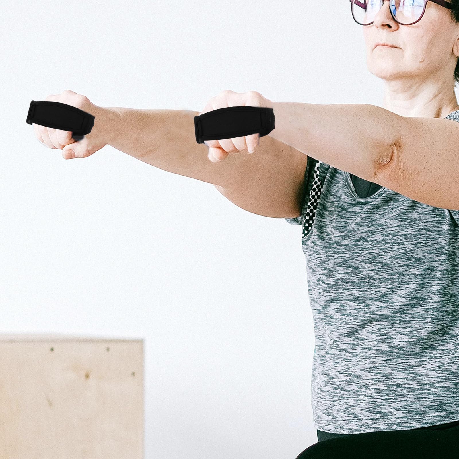 Coppia di Manubri Sacco Sabbia Fitness Neri e Ferro | Impugnatura Comoda, Forma Ergonomica, per Esercizi e Yoga, 2 Pezzi, Uso Prolungato