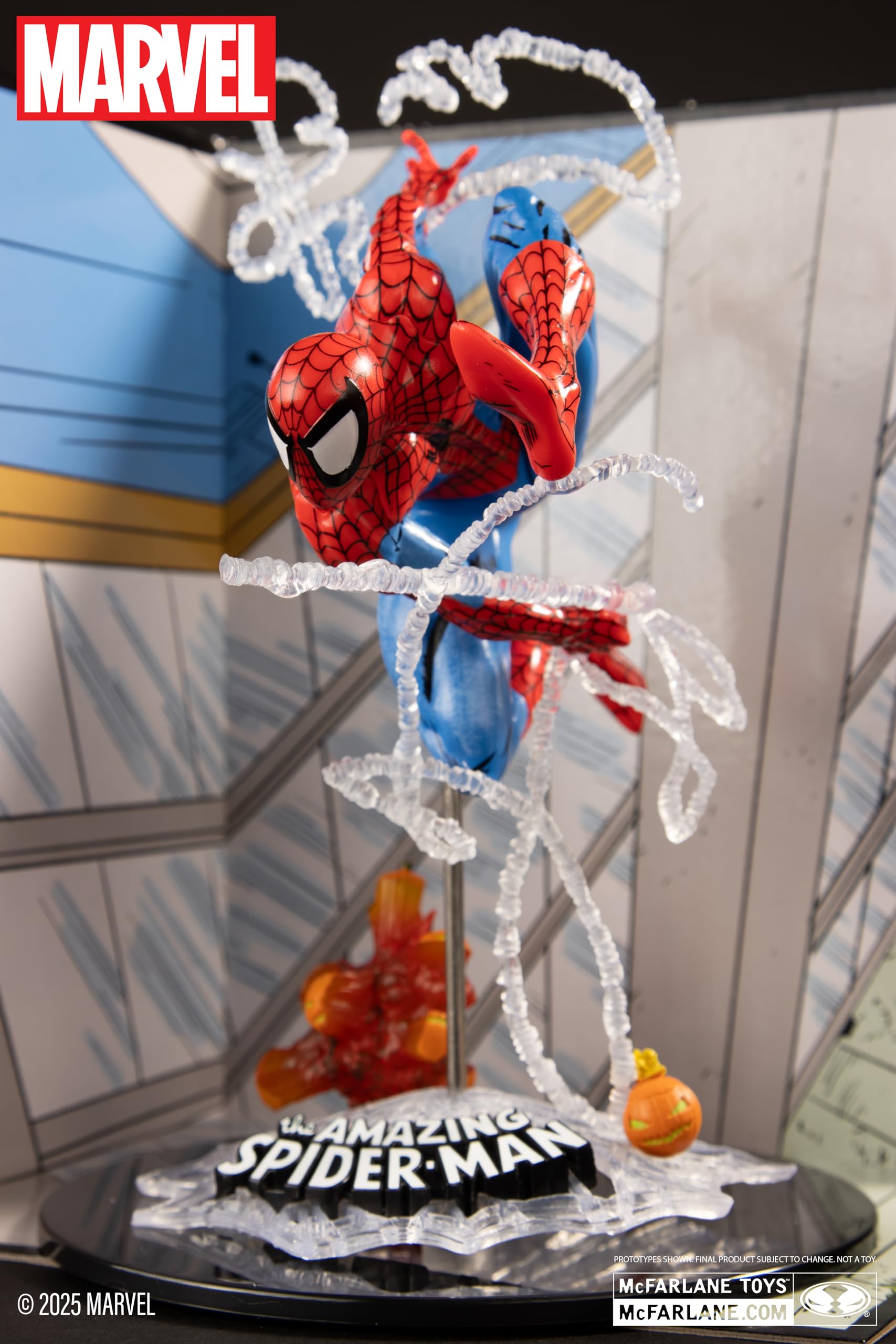 McFarlane Toys - Marvel Spider-Man coleccionable a escala 1:10 con escena (The Amazing Spider-Man #302)