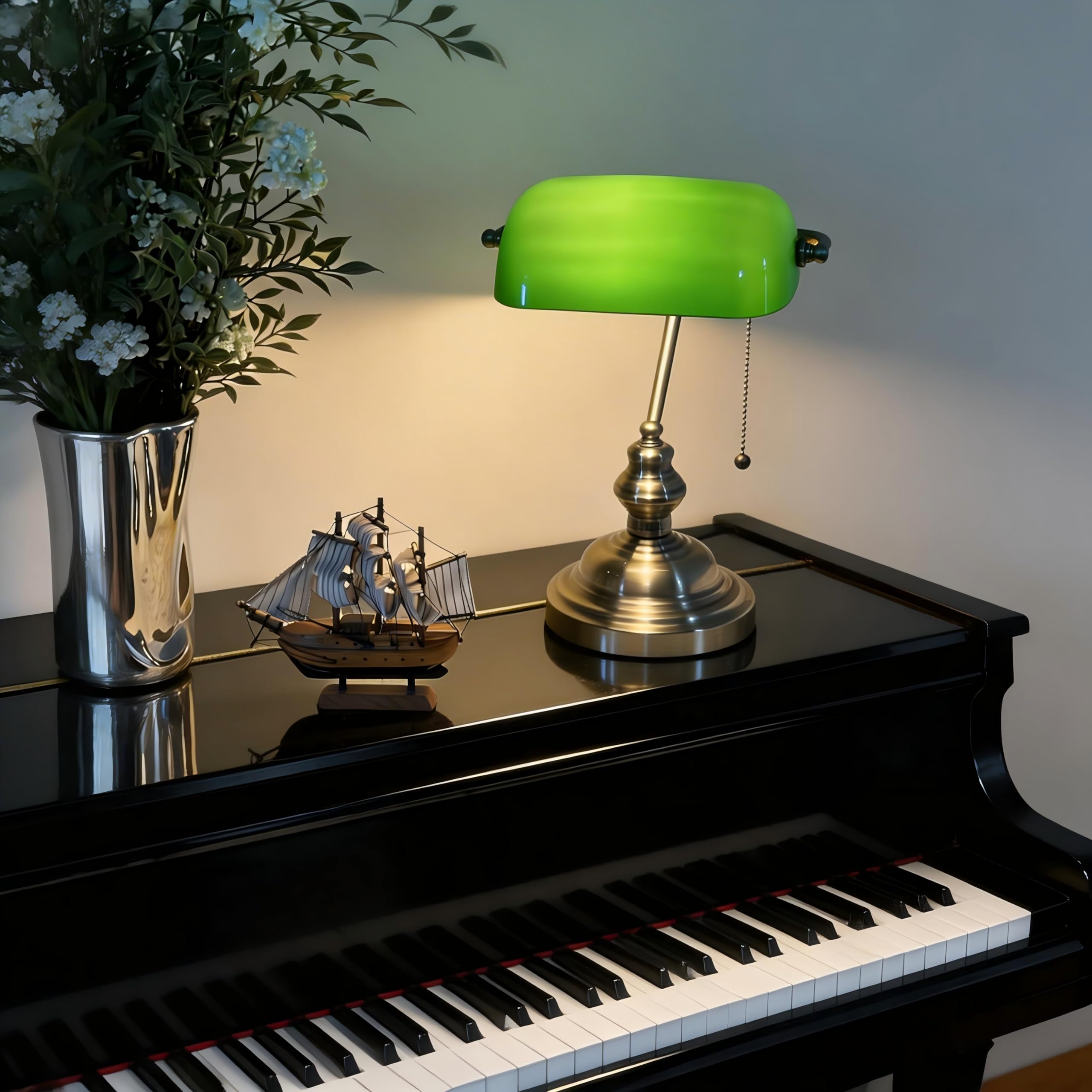 FIRVRE Tischlampe Vintage aus Grünem Glas, Schreibtischlampe Retro mit Pull Kette, Traditionelle Bankerlampe mit Messing Basis, für Büro, Arbeitszimmer (Bulb Included)