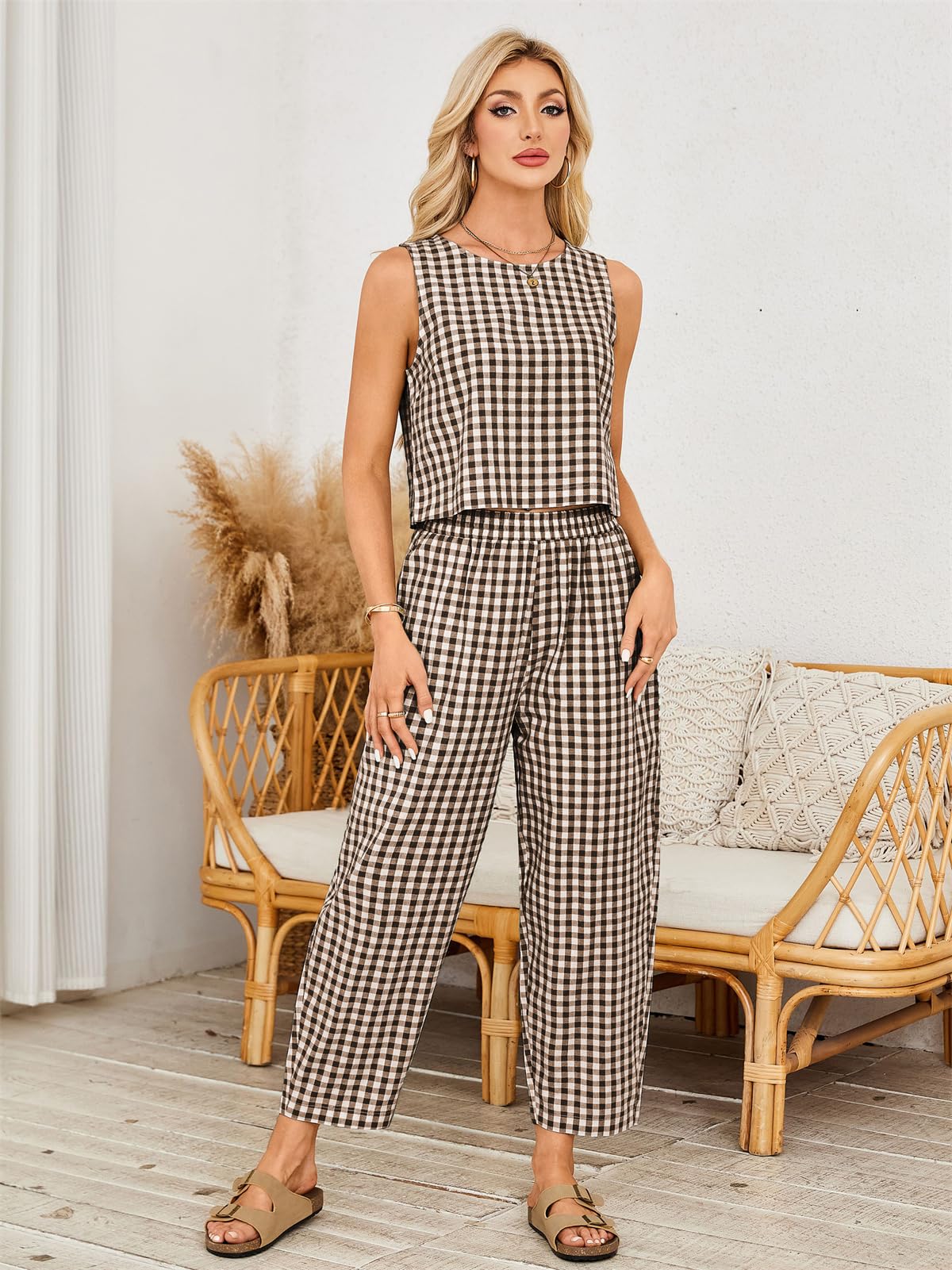 SotRong Gingham - Conjunto de dos piezas de verano para mujer, ajuste holgado, a cuadros, patrón a cuadros, ropa de ocio, cuello redondo, sin mangas, cintura alta, pantalones recortados, elegante, Y2k