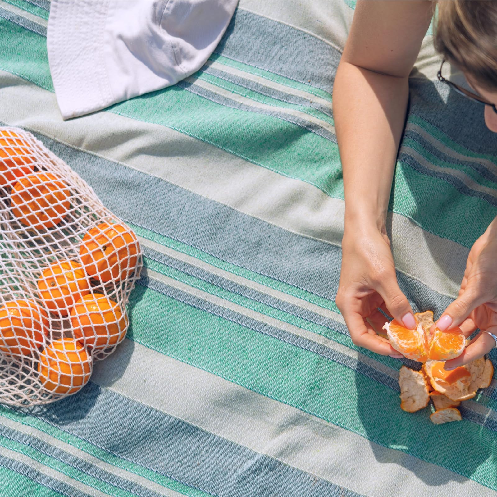 Telo Da Picnico Antisabbia MOMOMUS XXL 210x240cm - Leggero, Con Frange, Per Spiaggia E Campeggio - Foto 3