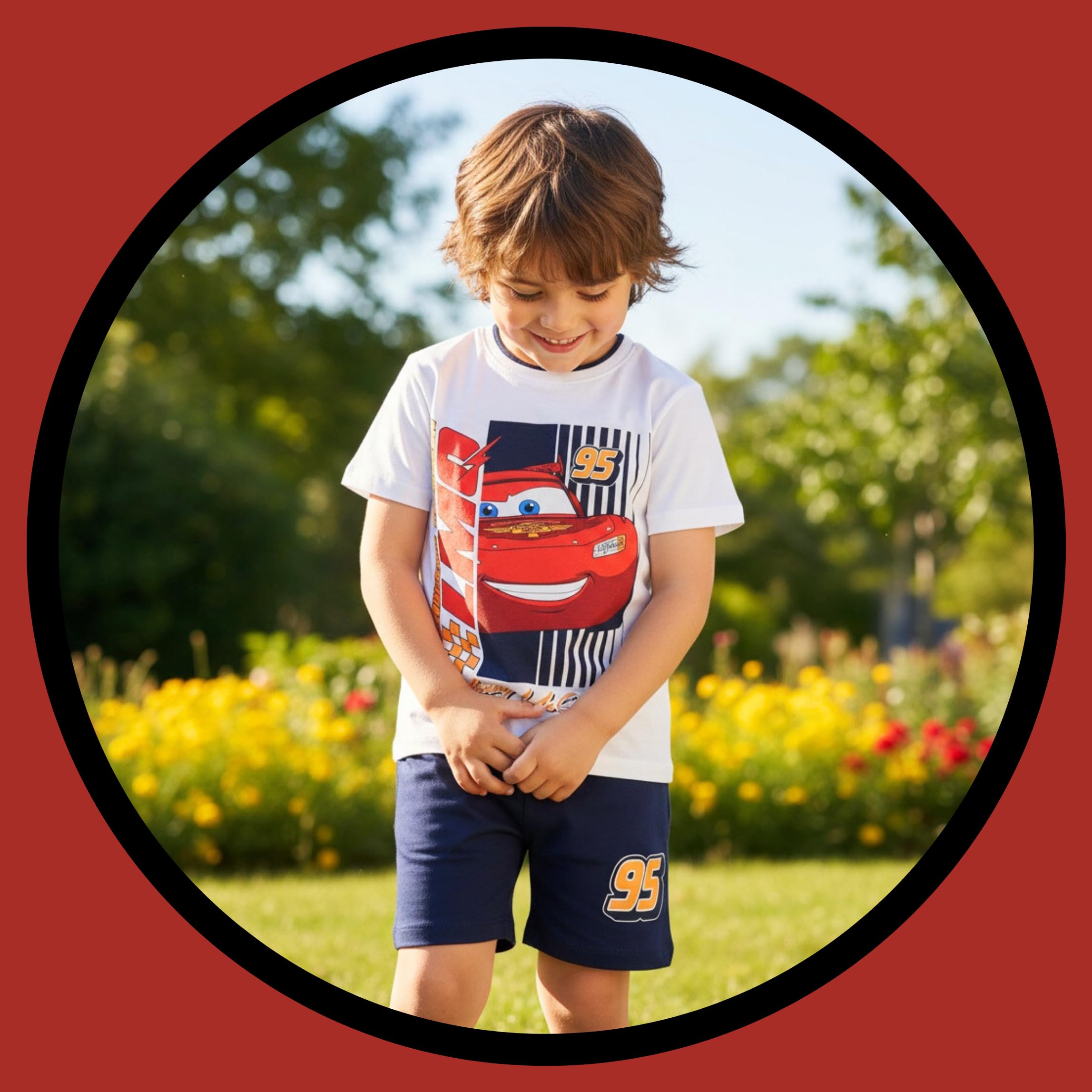 Disney Pixar Cars T-Shirt e Pantaloncini per Ragazzi, Pigiama 2 Pezzi per Bambino Design Lightning McQueen, Taglie 3 a 6 Anni