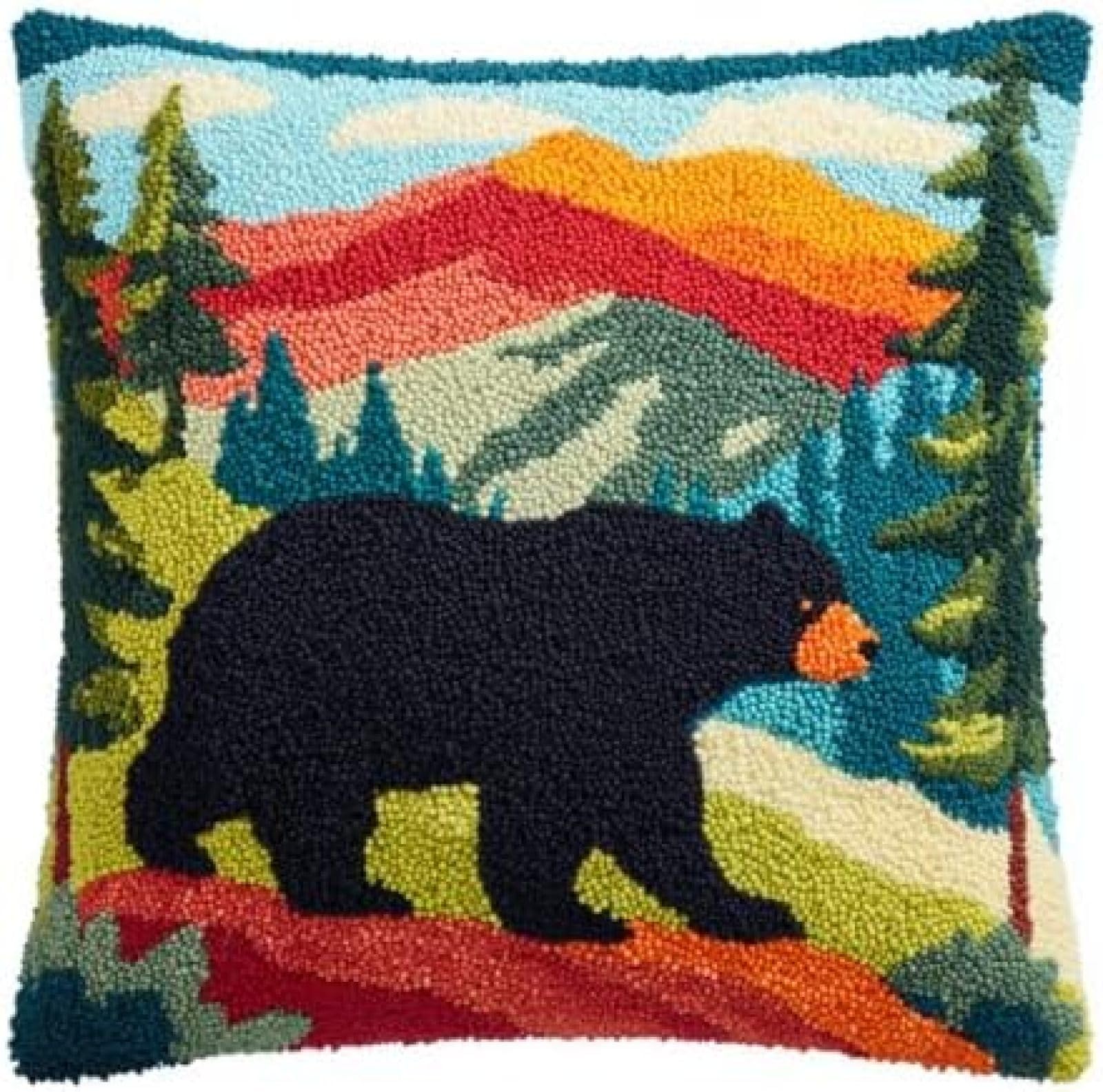 kitphoenix Latch Hook Pillow Cover Making Kit for Adults Beginners,Black Bear Rocky Mountain Slope,DIY Cushion Cover Craft Set with Yarn,Hook and Pre-Printed Canvas,43x43 cm