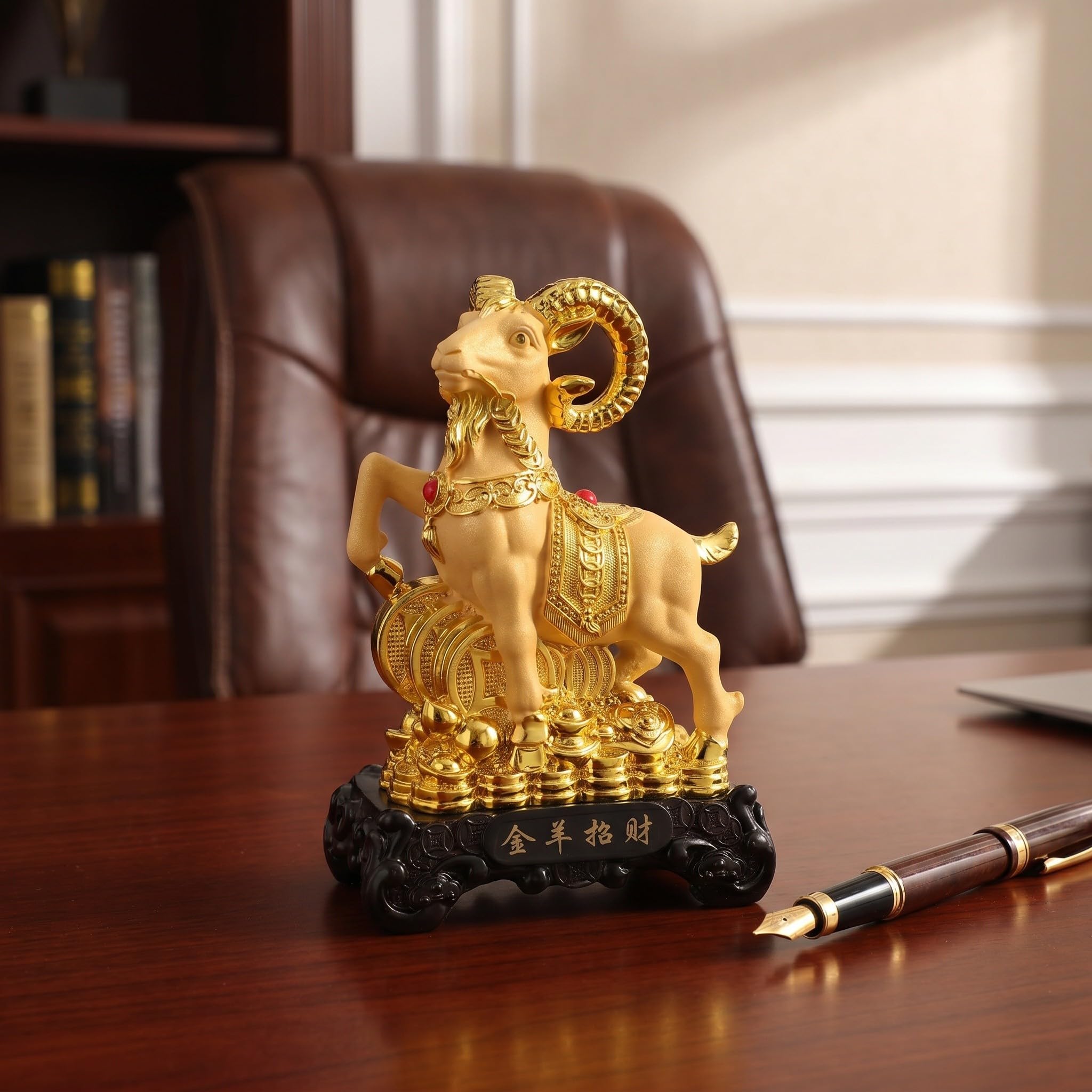 Statua Portafortuna in Resina, Collezione Anno 2027