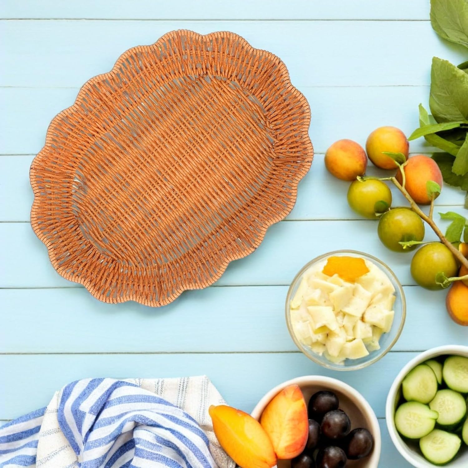 Oval Woven Bread Basket with Iron Pp Construction for Serving