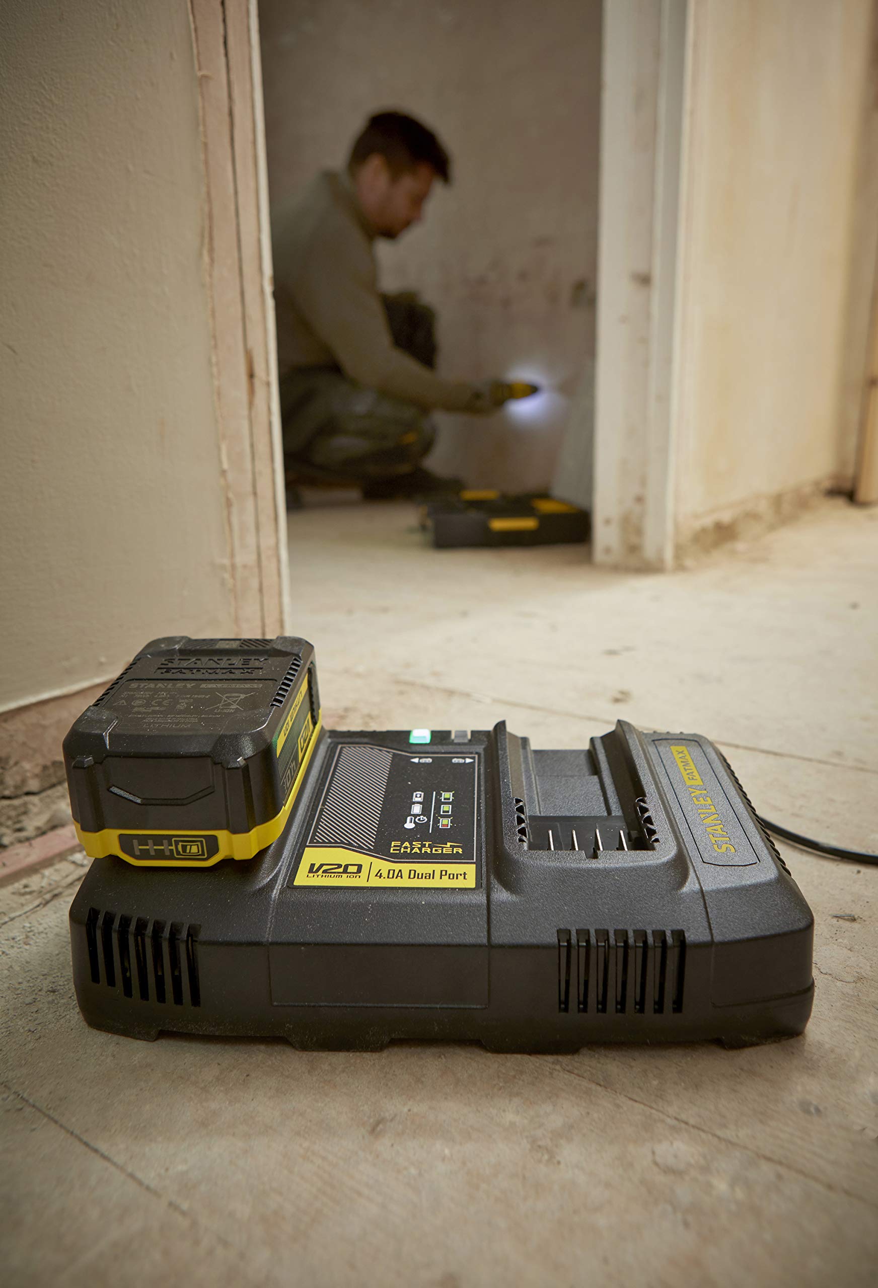 Stanley Caricabatterie Dual V20 Li-Ion 18V 4A, multicolore