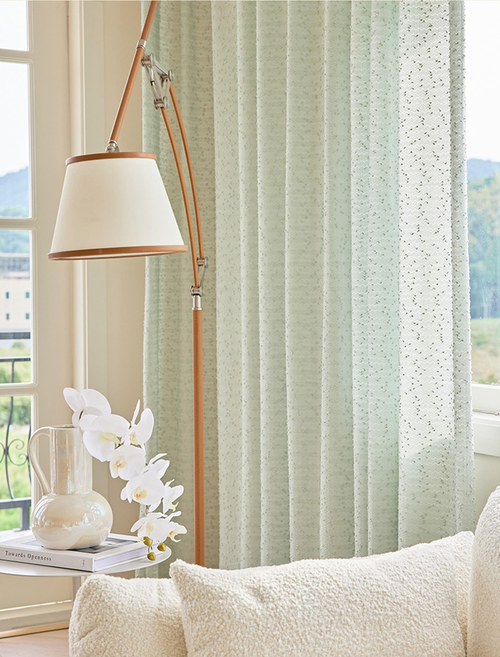 Voilage vert menthe a pompons Beydodo avec oeillets pour decoration salon