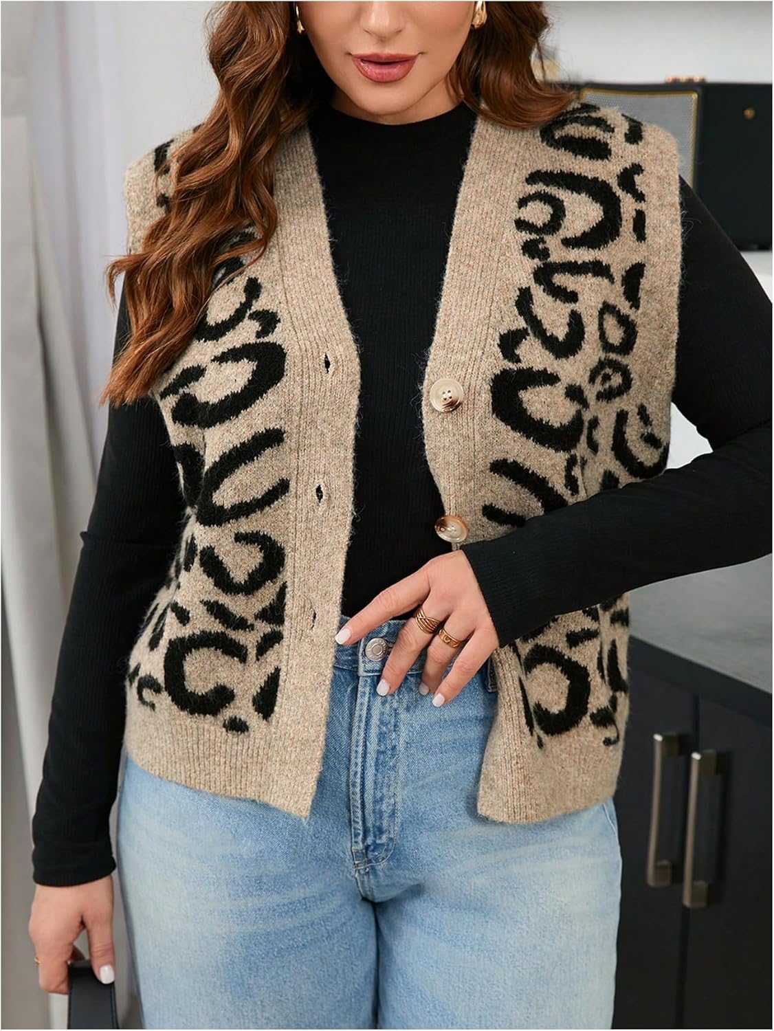 SOLY HUX Women's Plus Size Leopard Button Down Sweater Vest V Neck Sleeveless Knit Cardigans - Image 2