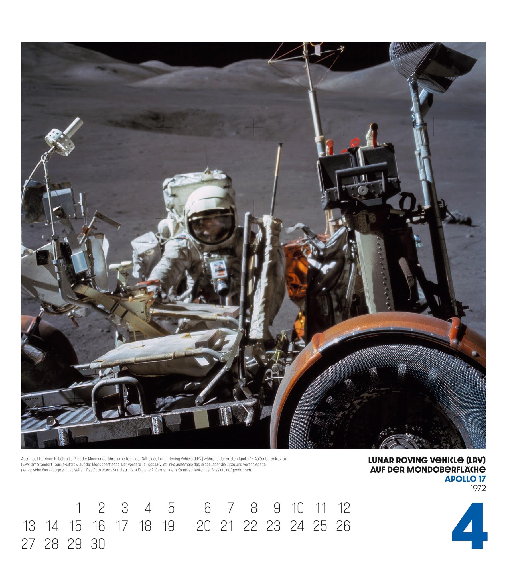The Apollo Archives Kalender 2026 | Informativer Raumfahrt-Kalender im großen Hochformat (48x54 cm) | Analogfotografie der NASA