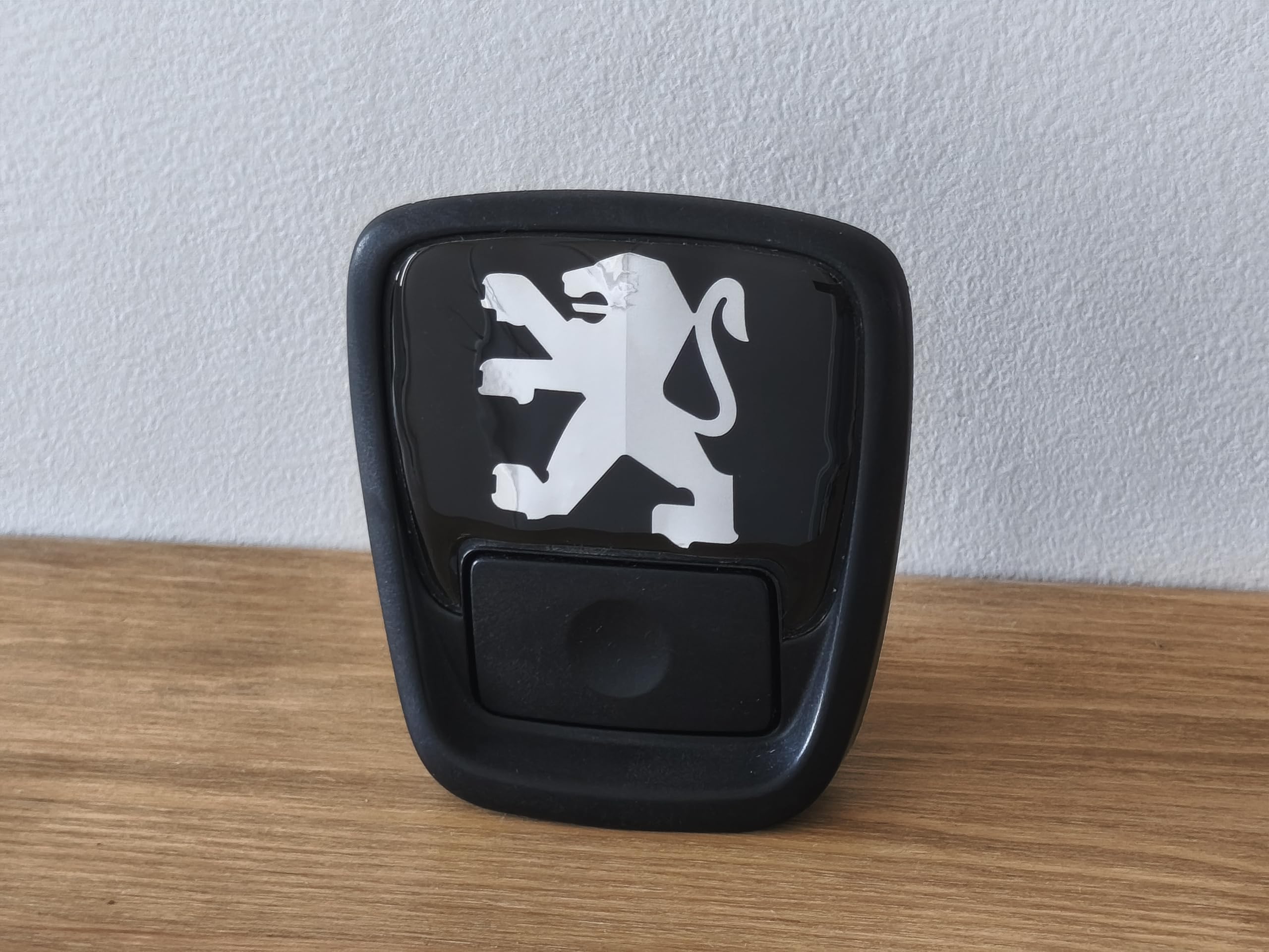 Logo Chrome Emblème Badge Sticker Autocollant Adhésif Compatible avec Coffre Peugeot 306