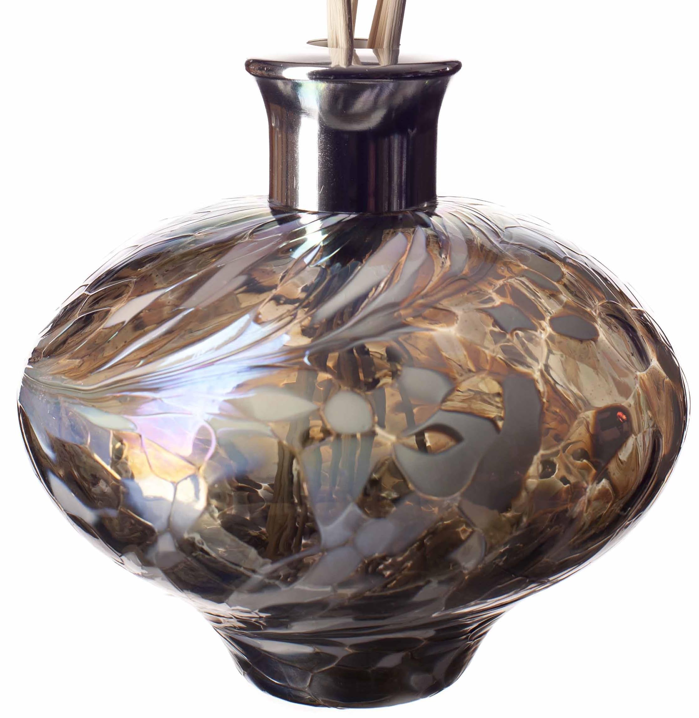 Amelia Art Glass Silver & White Reed Diffuser Oval In