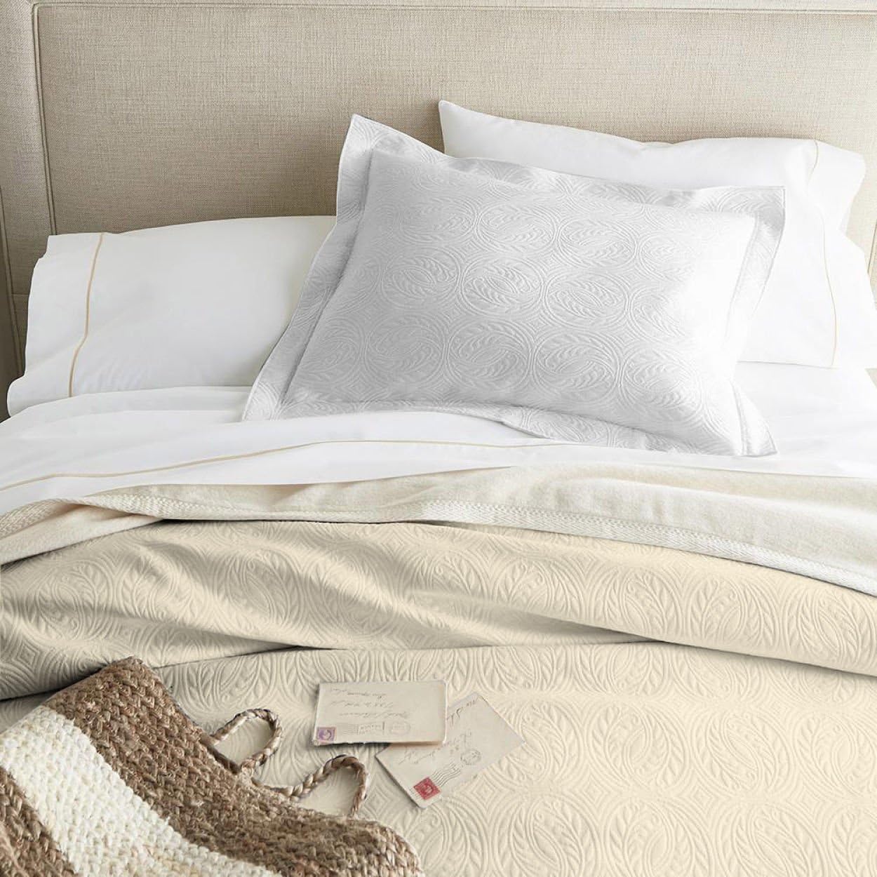Peacock Alley Vienna Medallion Coverlet in Ivory Color
