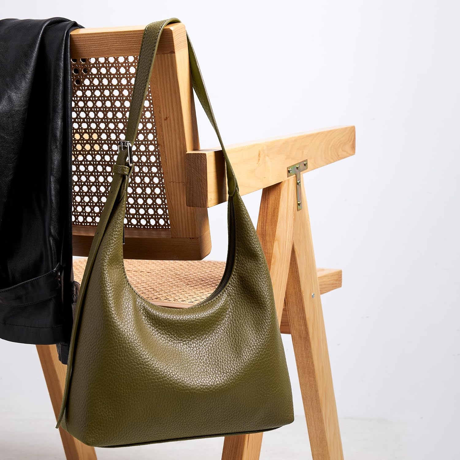 KALIDI Crescent Tote Bag, Women Underarm Handbag Vegan Leather Zipper Shoulder Purse Hobo for Evening Shopping Casual - Image 4