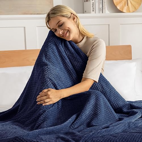 Miniatura 3 de Exclusivo Mezcla - Manta de forro polar, suave, texturizada con punto gofre, tamaño individual, acogedora, cálida y ligera (Azul marino, de 90 x 66