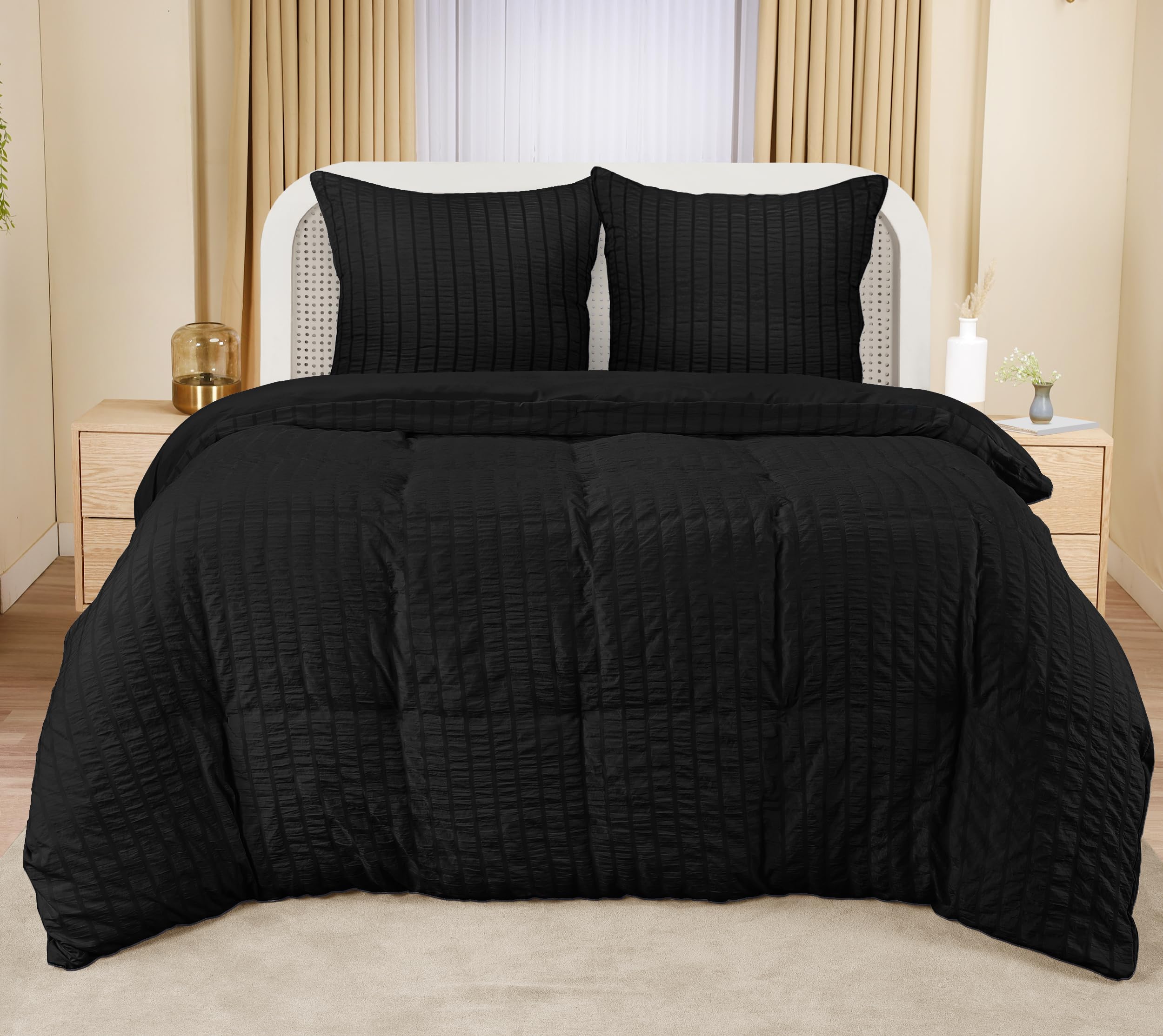 Utopia Bedding Set Copripiumino Seersucker - Include 1 Copripiumino 200x200 cm con chiusura a cerniera, 2 Federe 80x80 cm con chiusura a busta; il piumino è venduto separatamente.