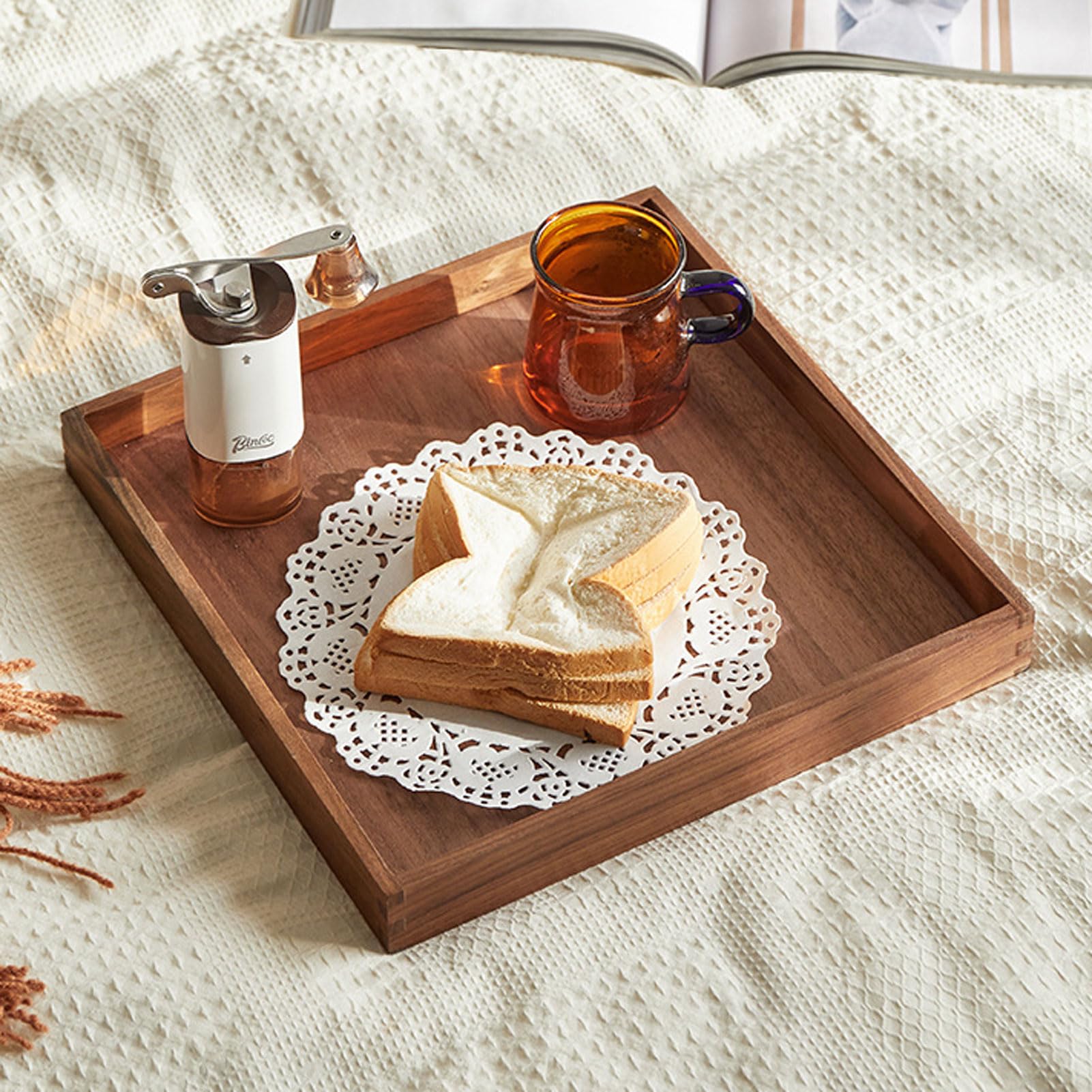 HUHJYUGE Bandeja Madera Rectangular Rustica, Bandeja de Madera con Asas, Bandeja de Madera para Servir Comida, Bandeja de Cocina para Desayuno, Bebidas, Aperitivos (Square/30cm)