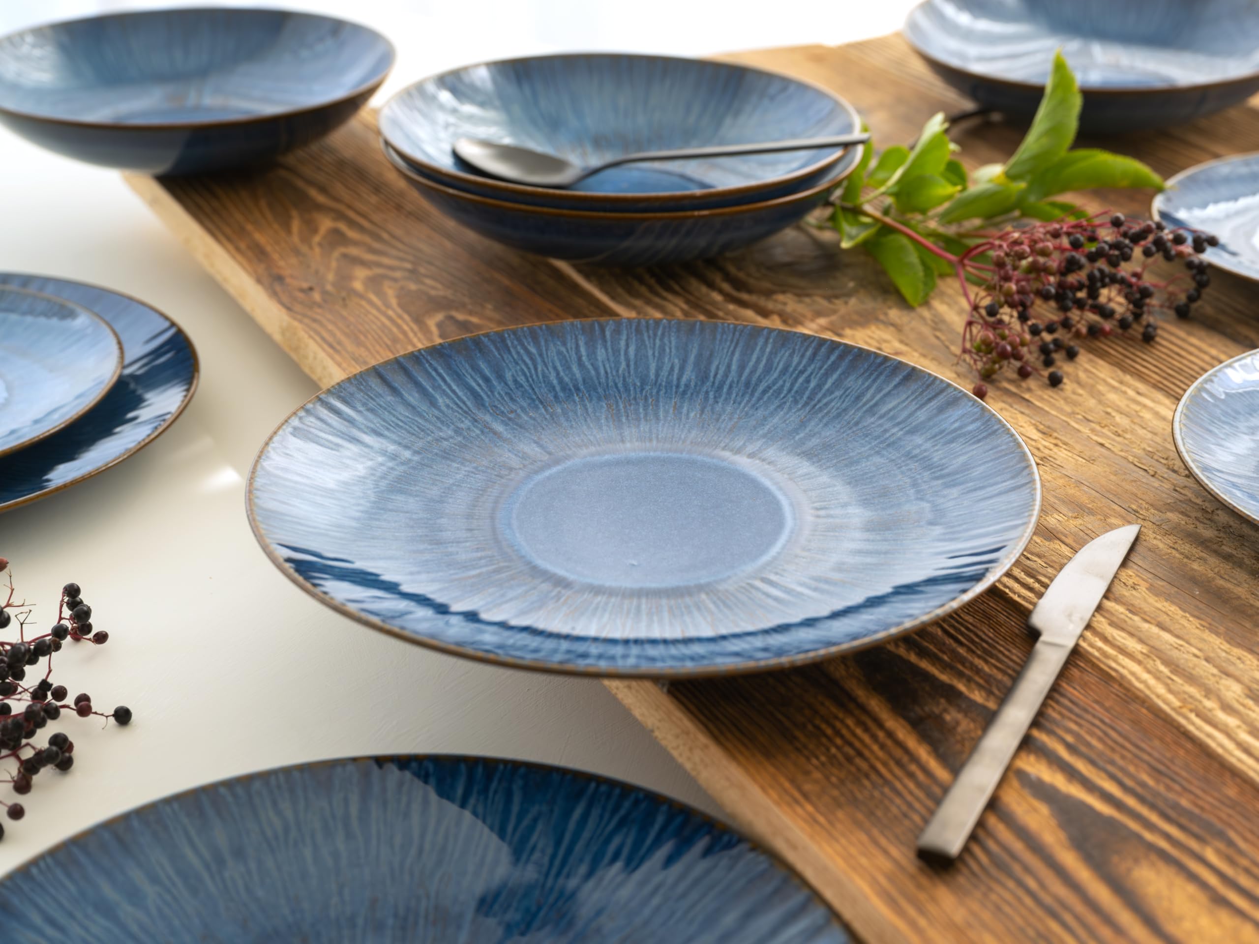 CreaTable, 10591, Serie Sea Breeze, 18-teiliges Geschirrset, Teller Set aus Steinzeug, spülmaschinen- und mikrowellengeeignet, Made in Portugal