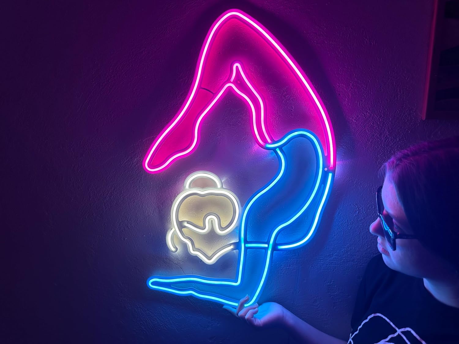 Yoga Wall Decor, Neon Metal Wall Art, Yoga Girls Wall Art, Yoga Wall Art, LED Light Decor, Home Office Yoga Studio Wall Decor (with Remote Control)