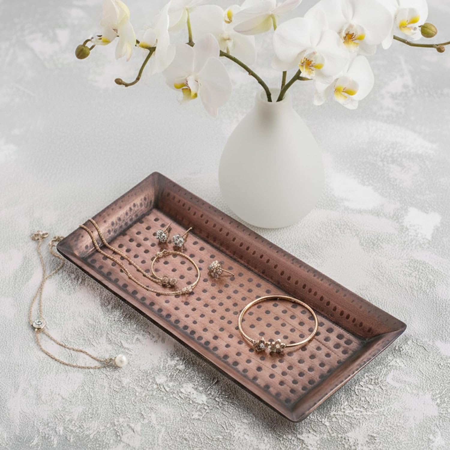 Monarch Abode Decorative Tray – 16-Inch Hand Hammered Antique Copper Metal Bathroom Tray Countertop, Vanity Trays Organizer, Perfume Plate for Dresser, Kitchen Countertop Large Fruit Platter