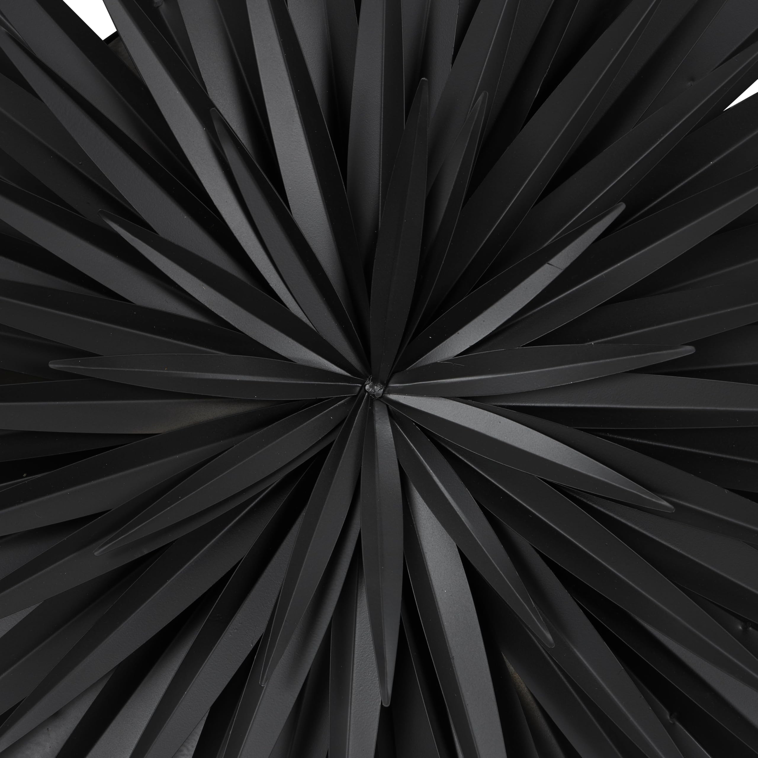 Amazon.com: Deco 79 Metal Sunburst Home Wall Decor Large