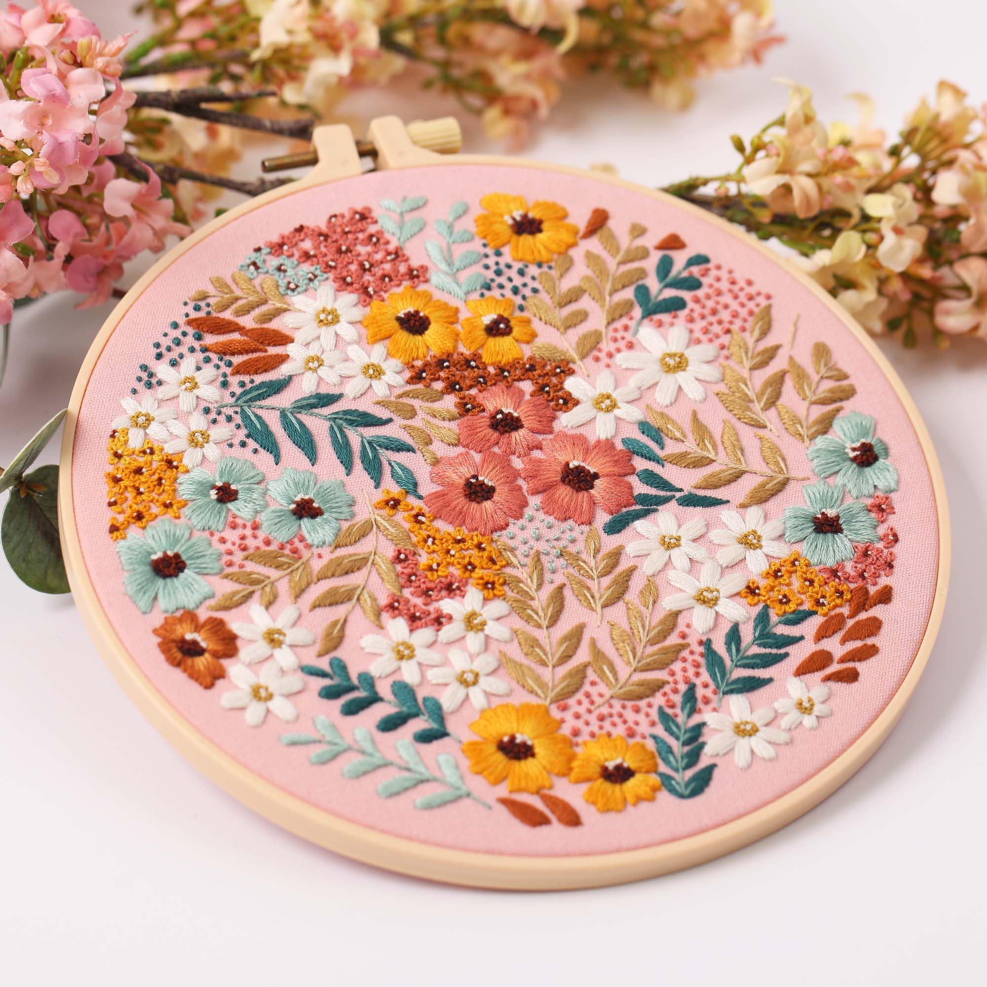 REEWISLY 3 pcs Embroidery Starter kit with Patterns and Instructions, DIY Adult Cross Stitch Kits Beginner, Including 3 Plastic Embroidery Rings, 1 Scissors, Colored Threads and Needles, Pink