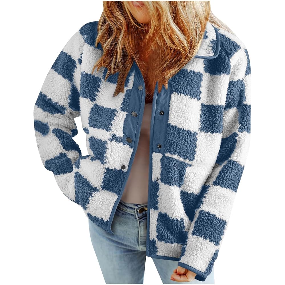 Sherpa jacket and casual bottoms outfit