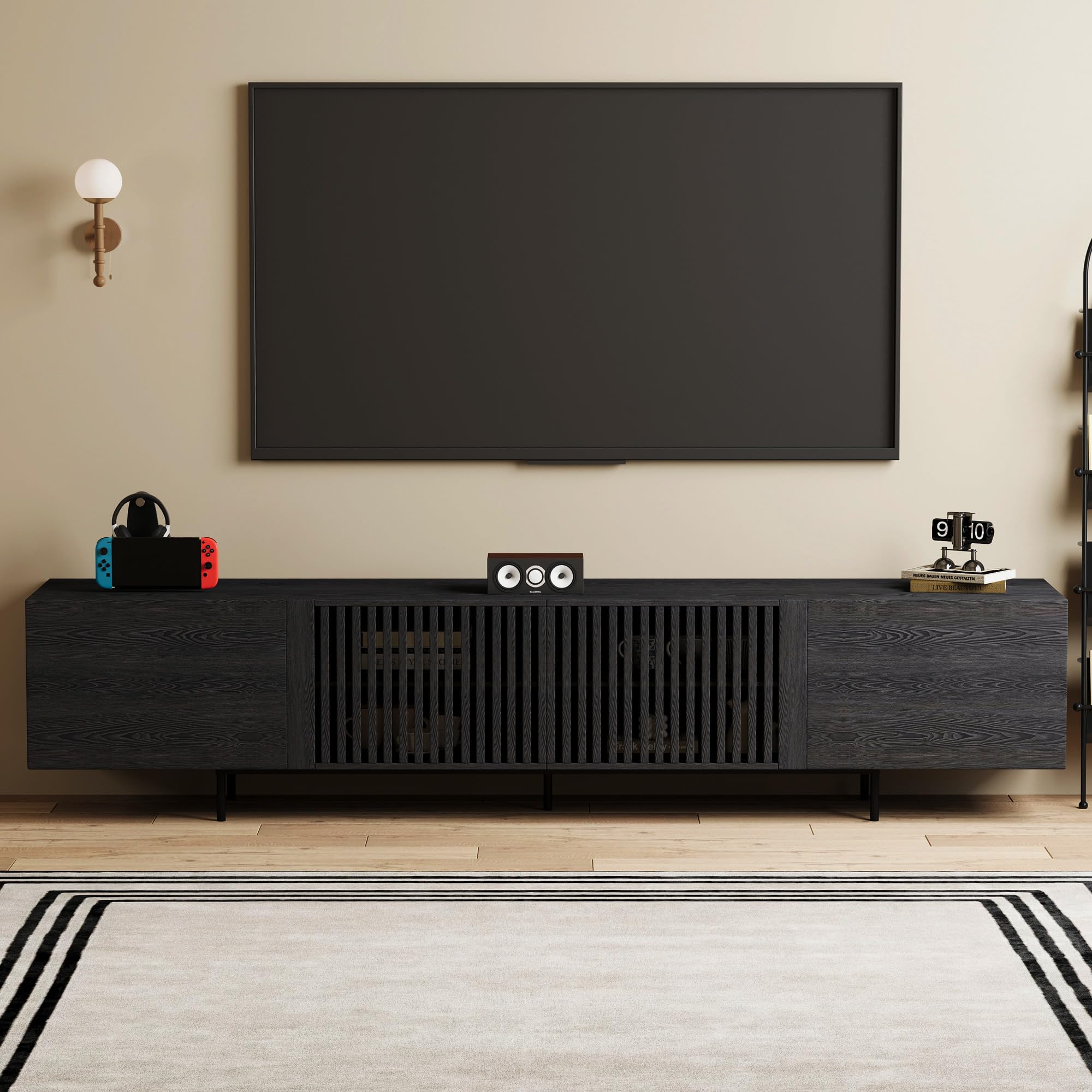 KAANAA TV Schrank 240 cm, Lowboard mit Lamellentüren, Schwarz | 240 cm TV Lowboard, Lamellentüren, großer Stauraum, Holzoptik, für Fernseher bis 75 Zoll, modernes Wohnzimmer Design