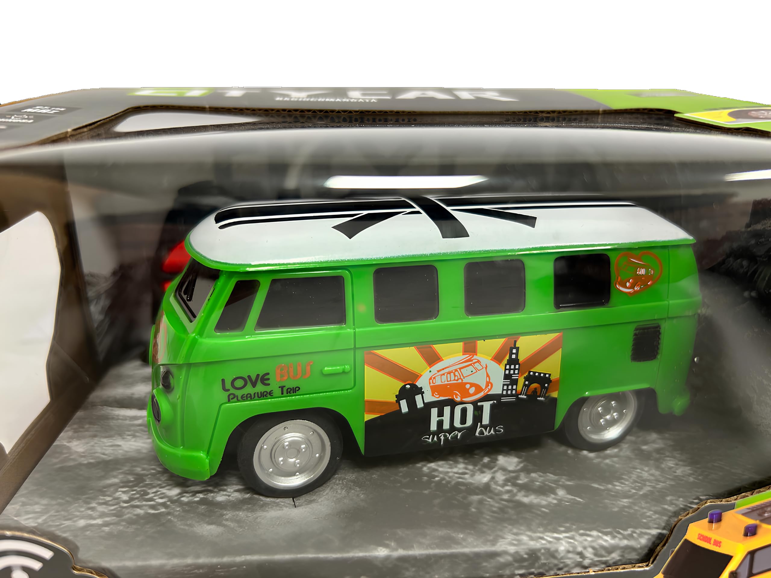 Coche Teledirigido Para Niños City Car – Mini Vehículo De 13,5 Cm Con Luces Y Ruedas De Goma, Versión Ambulancia, Bus O Pulmón De Los 70 – Mando 27 MHz
