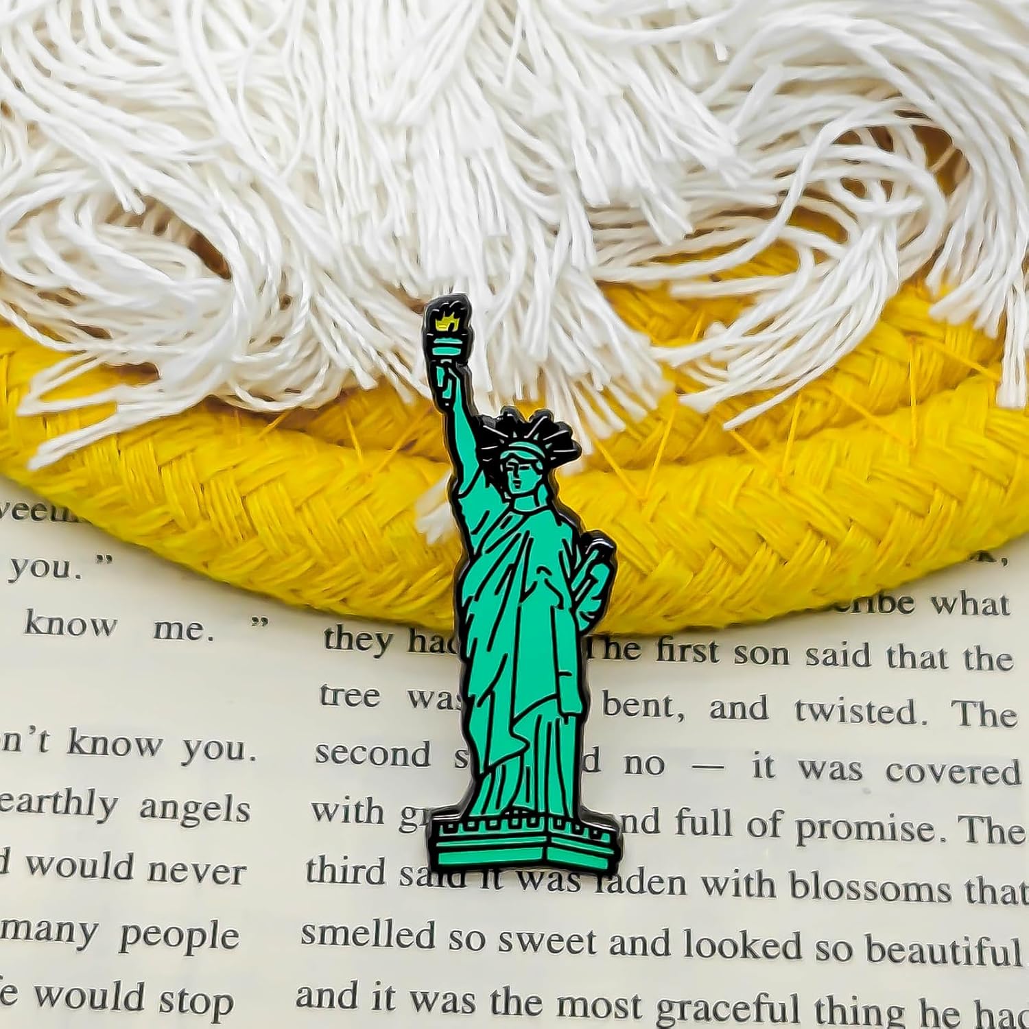 Statue Of Liberty Enamel Pin - Theme Series - Enamel Lapel Pin - Plated Badge for Clothing, Bags, and Lanyards - Image 3