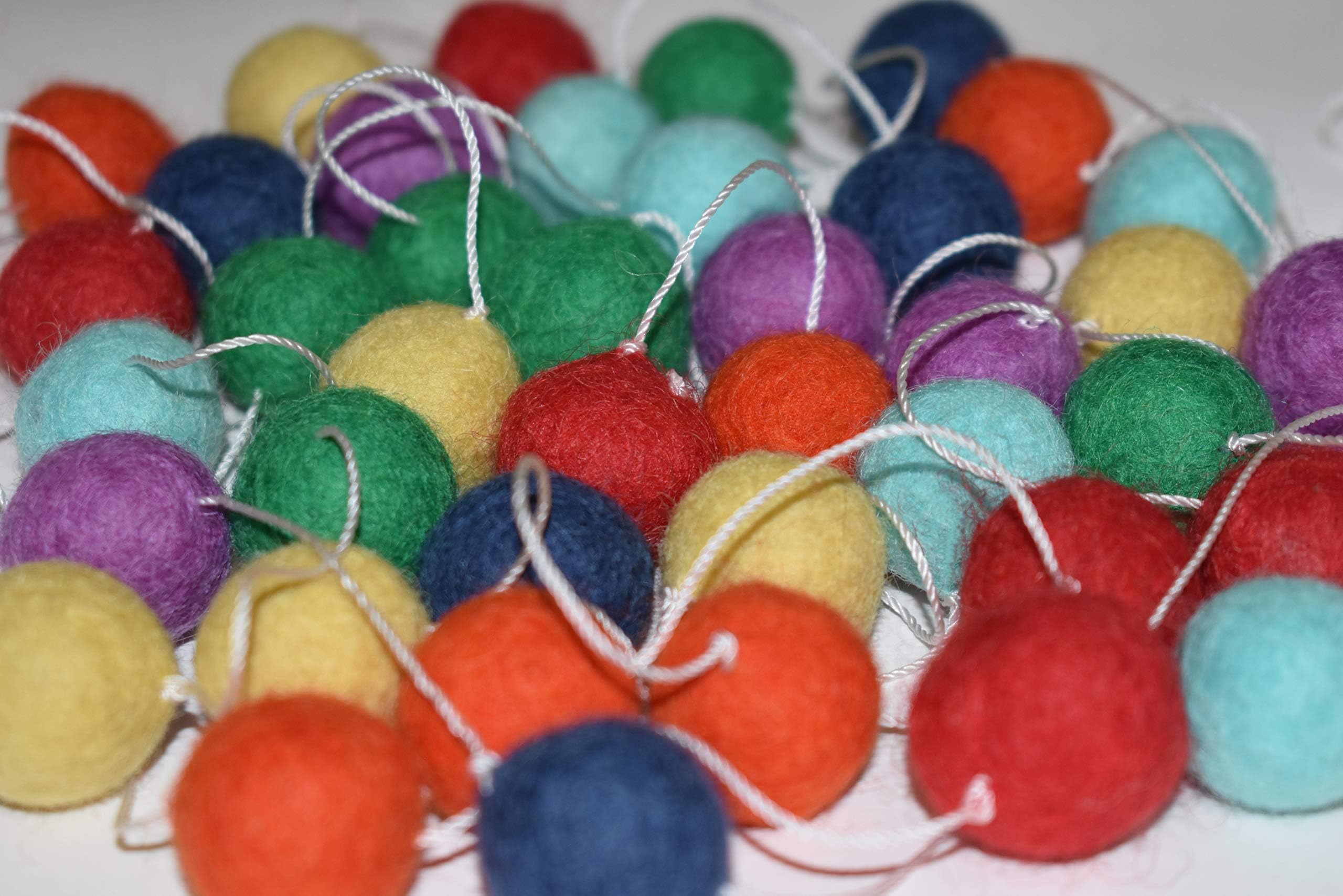 100% Wool Felt Ball Garland | Pom Pom Garland - 40 Felt Balls (20mm, Rainbow)