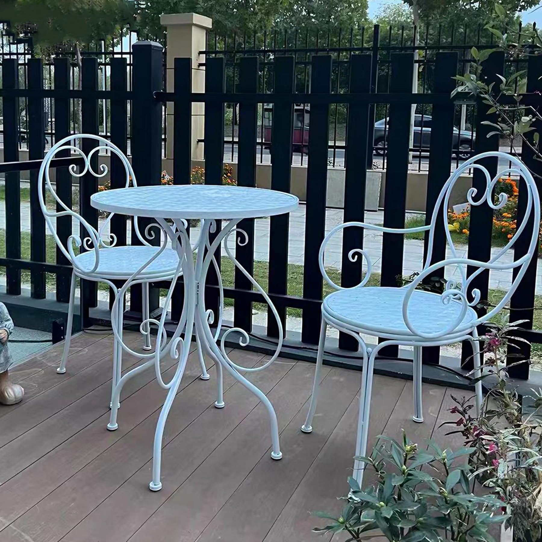 Set Tavolo e Sedie da Giardino,Set Bistrot per 2 Persone,Impilabili e Smontabili,Design Country Vintage, Montaggio con 4 Dadi, Per Giardino, Balcone e Campeggio(Bianco)