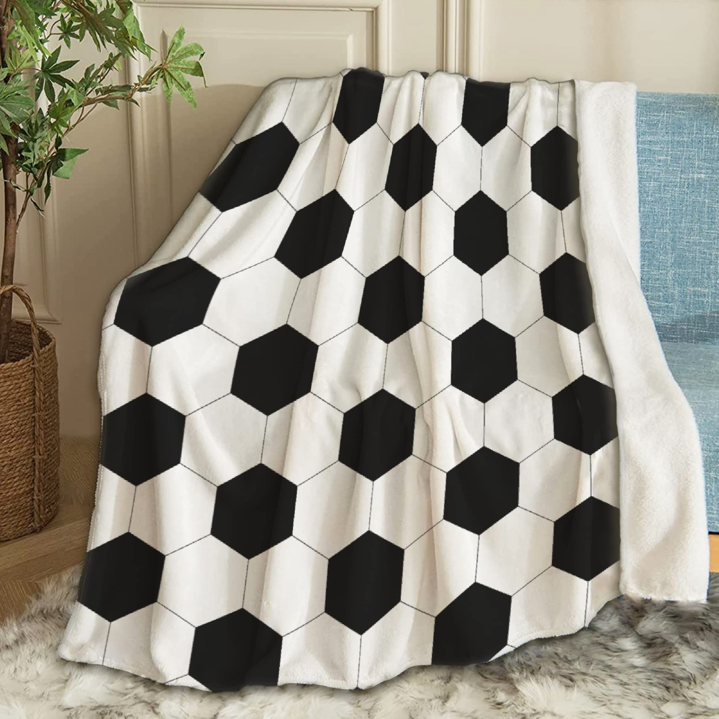 Ottoy Seamless Tile of Soccer Balls Pattern Blanket Gifts Plush Fuzzy Cozy Soft Lightweight Blankets for Couch Air-Conditioning Quilts Decor Blanket for Chirstmas Birthday 80
