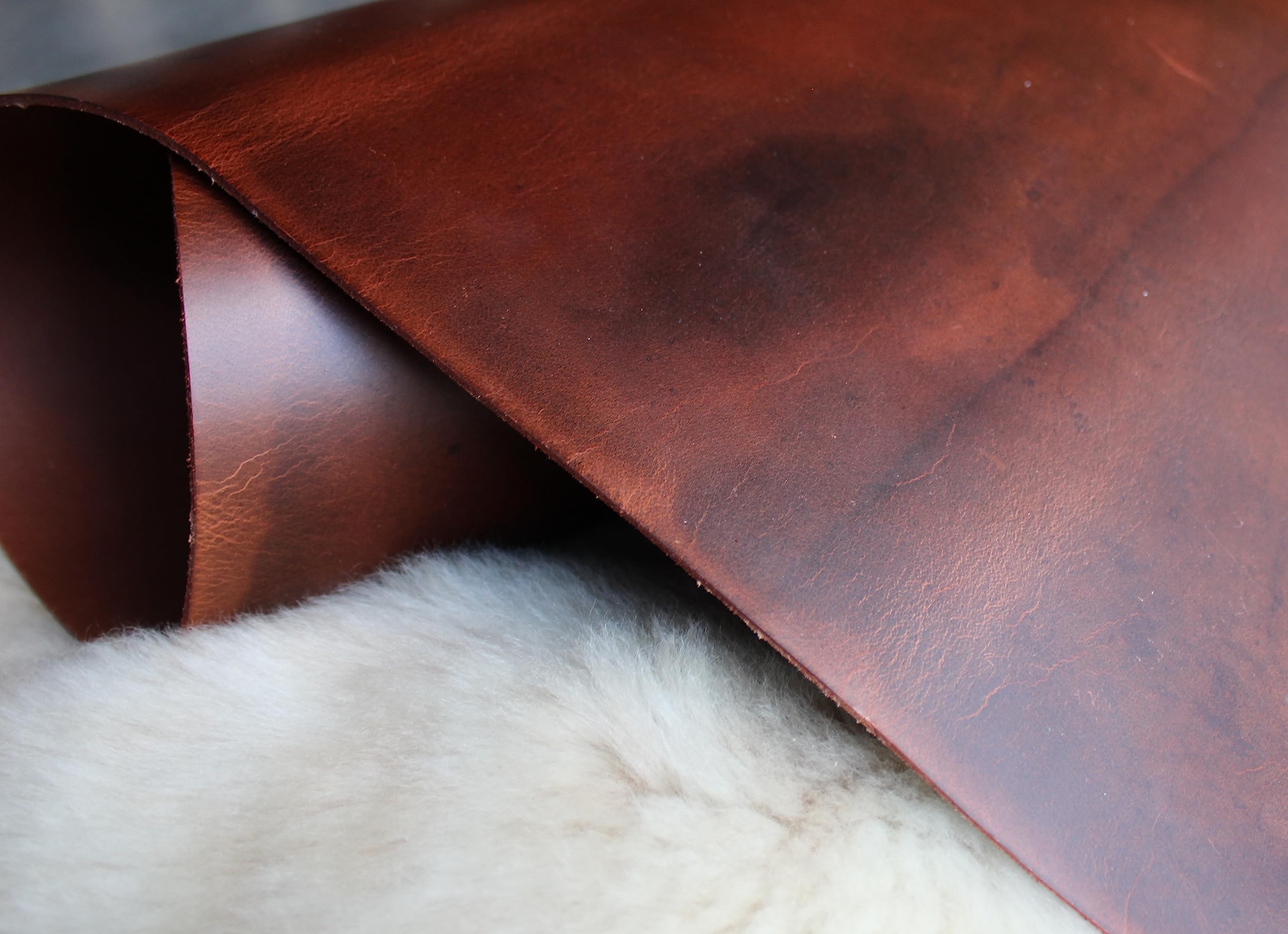 Cuir véritable puissant comme découpe | Pièces de cuir – Choix | Cuir épais antique, colonial – Cuir de buffle vintage marron/cognac/châtaignier