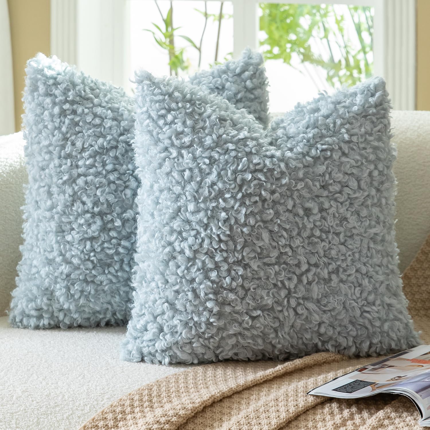 Mandioo Set of 2 Light Blue Faux Fur Cushion Covers 55x55 cm 22x22 inch Boucle Decorative Sherpa Throw Pillow Covers Thick Fuzzy Fleece Pillowcases for Sofa Couch Bed Living Room — image 1